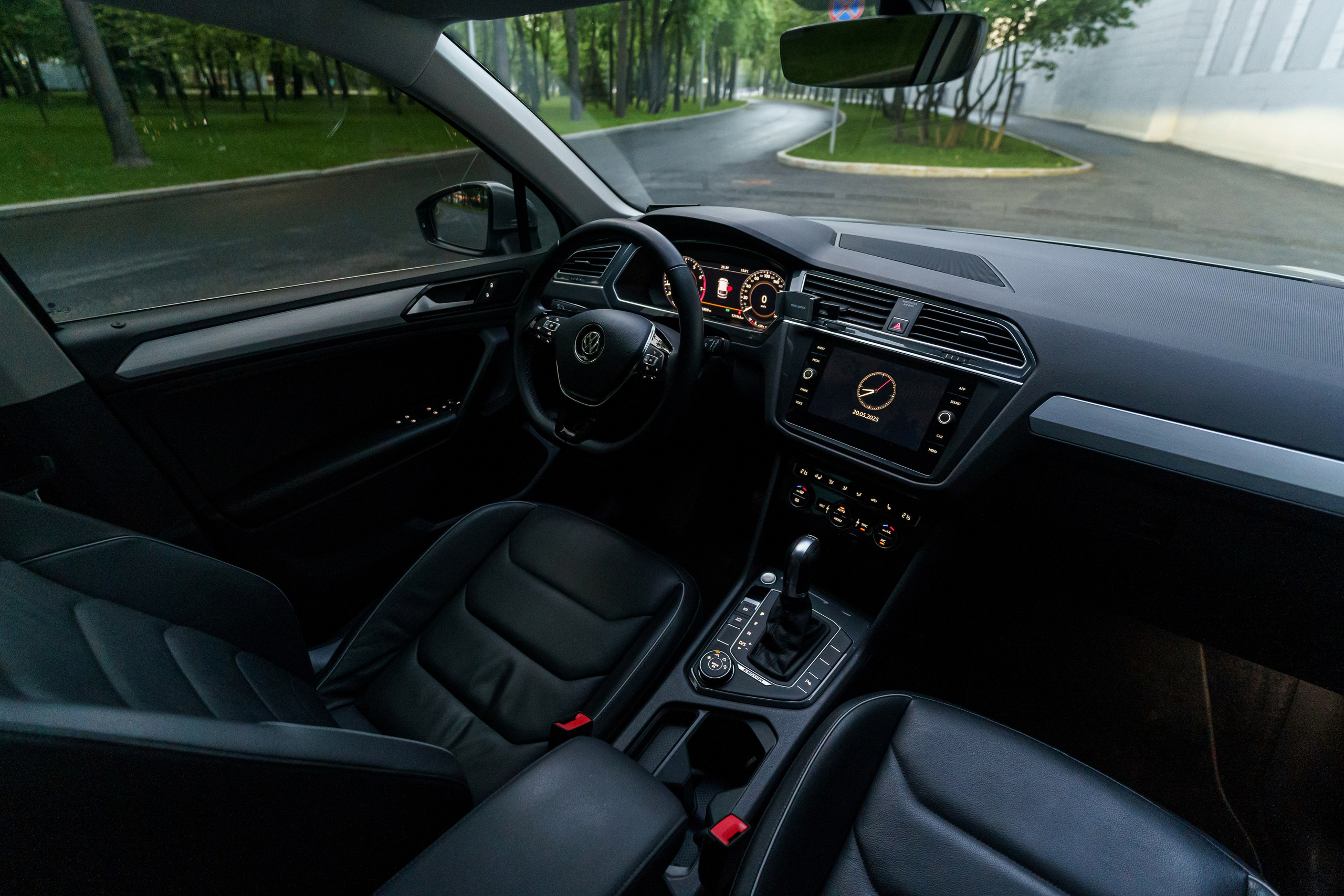 Съёмка автомобилей на продажу. Автомобильный фотограф в Москве | Базилев Александр