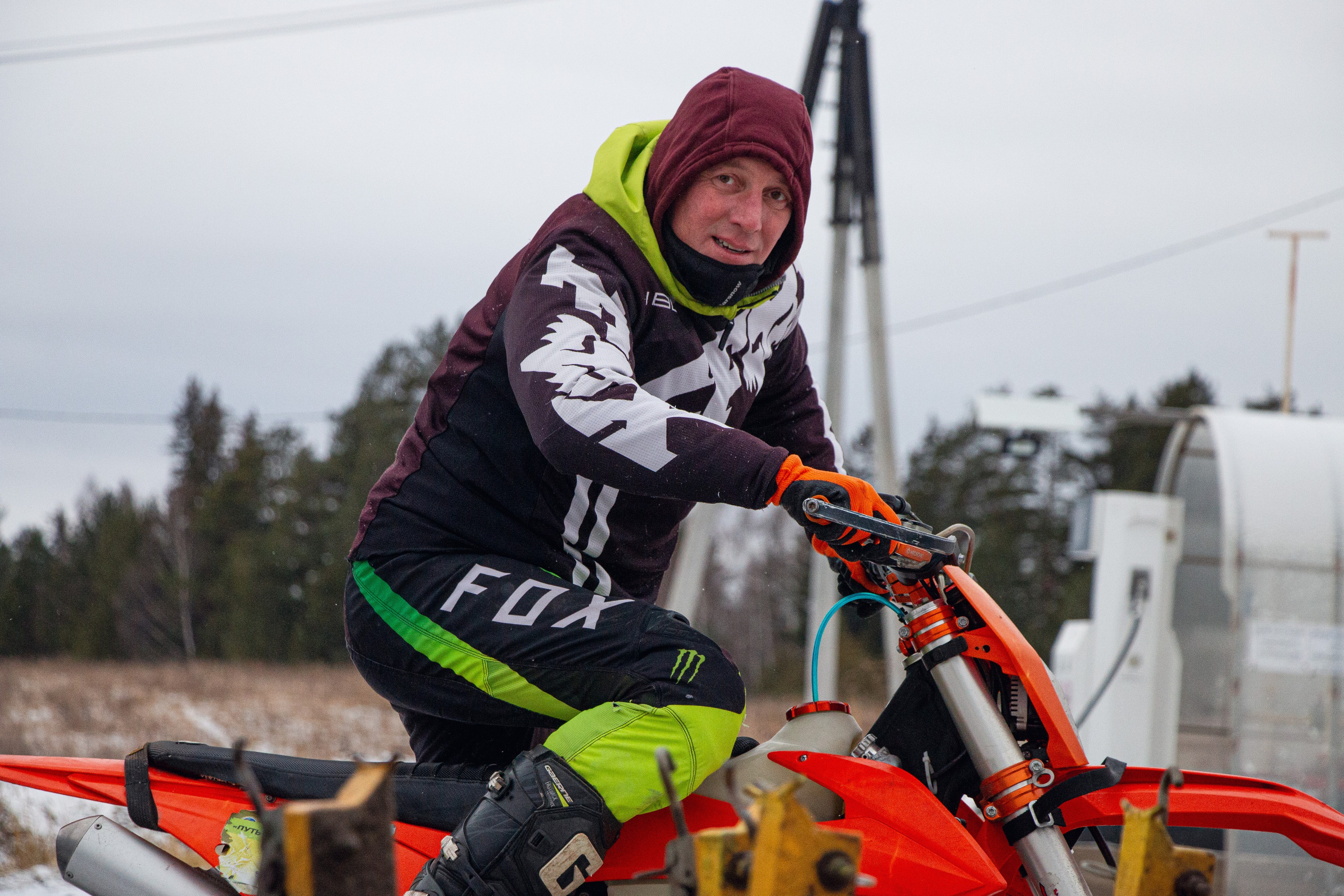 Эндуро-осень. Олег Романов. Мастер фото по спорту