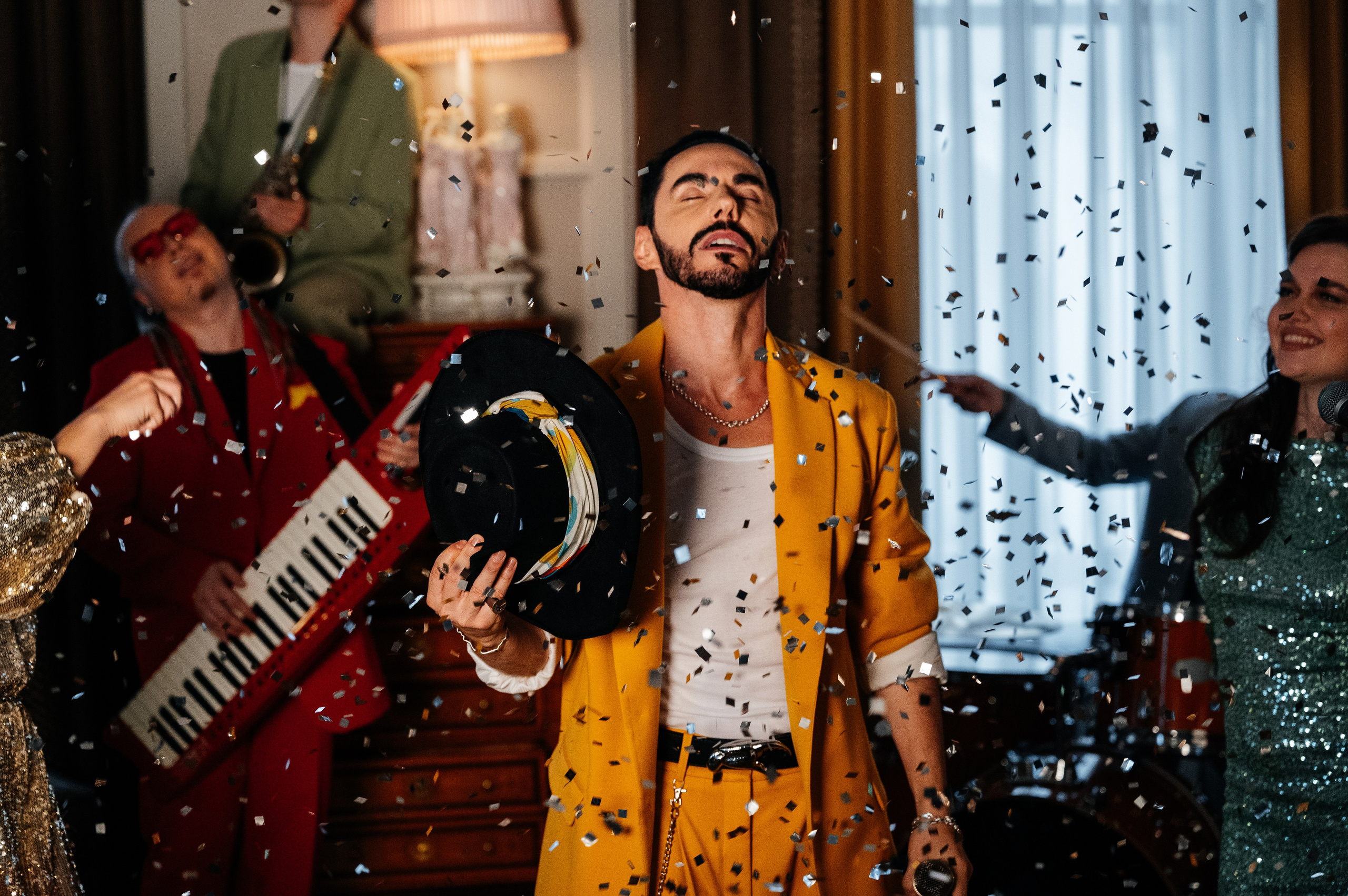 Тимур Родригез — Брюс Всемогущий. Wedding photographer in Moscow and around the world Andrey Medvednikov