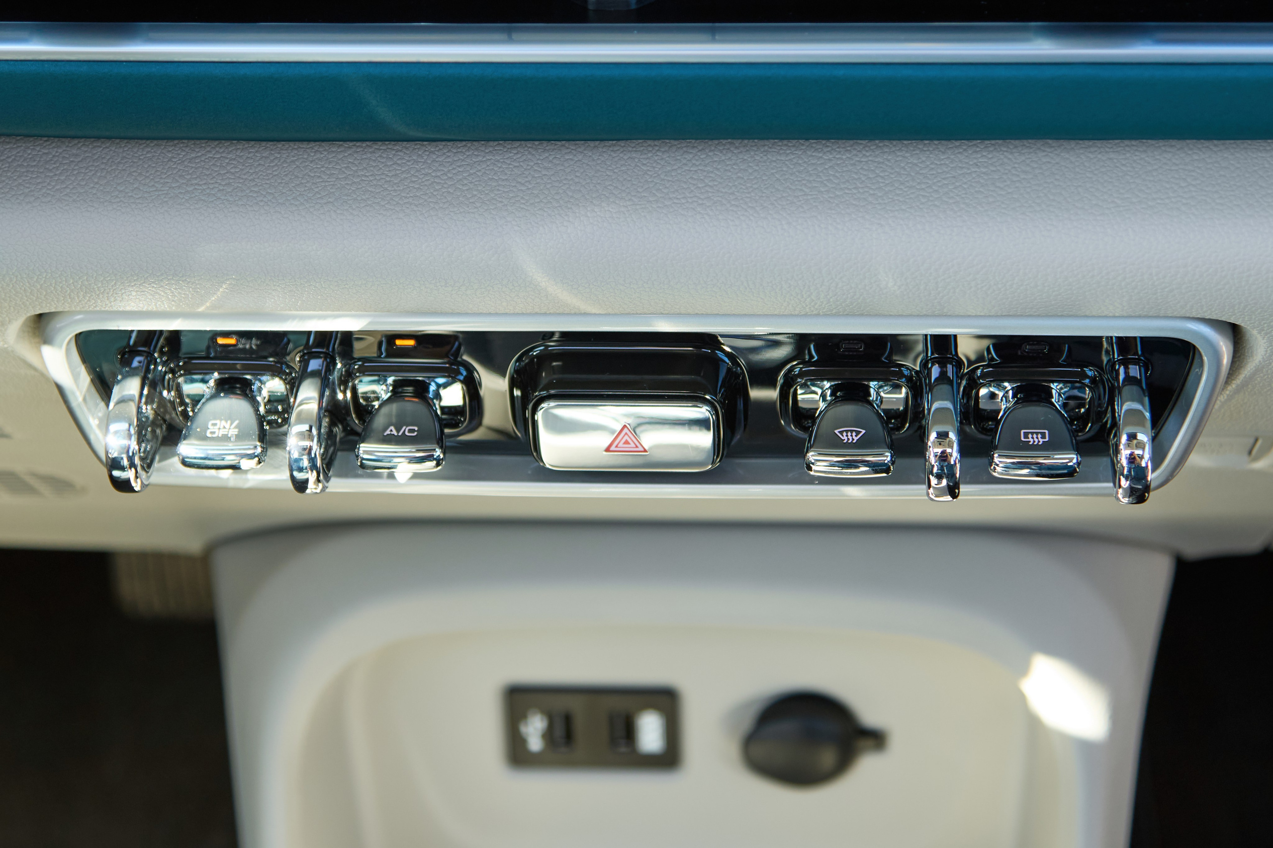 Электромобиль ORA 03. FM Media Сrew. Репортажные фото и видео