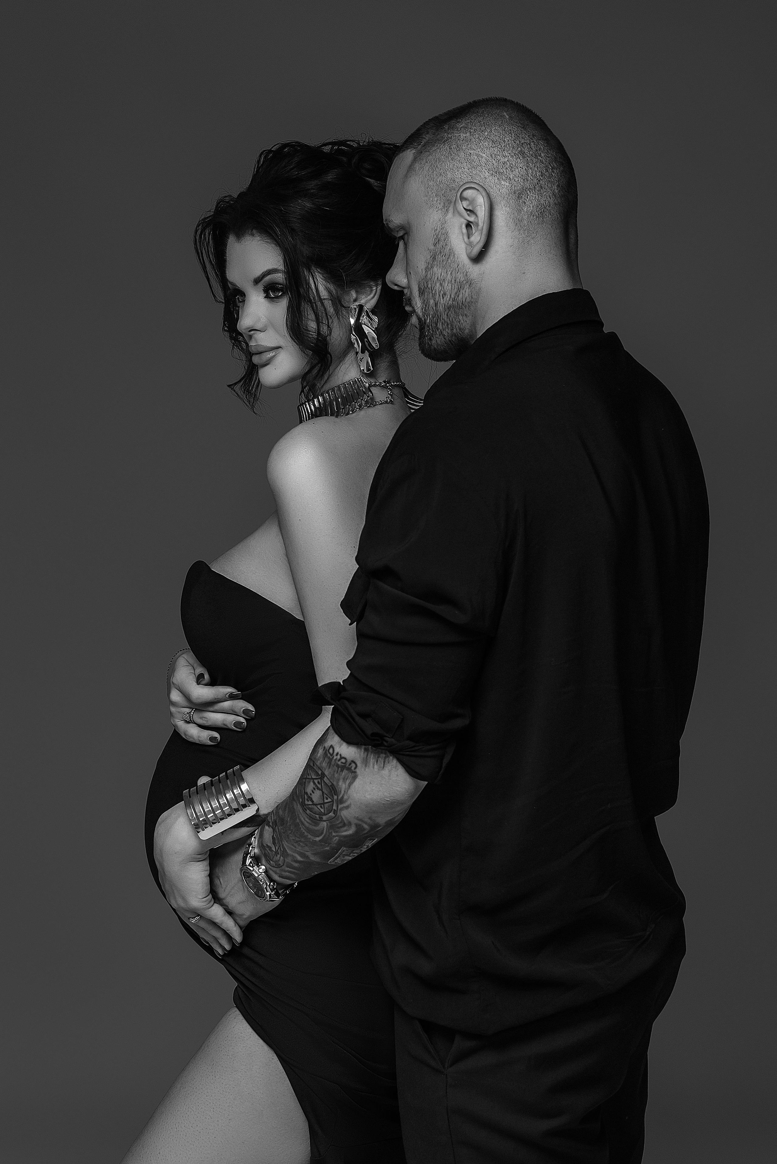 Аня и Максим. Фотограф беременности и новорожденных в Рязани