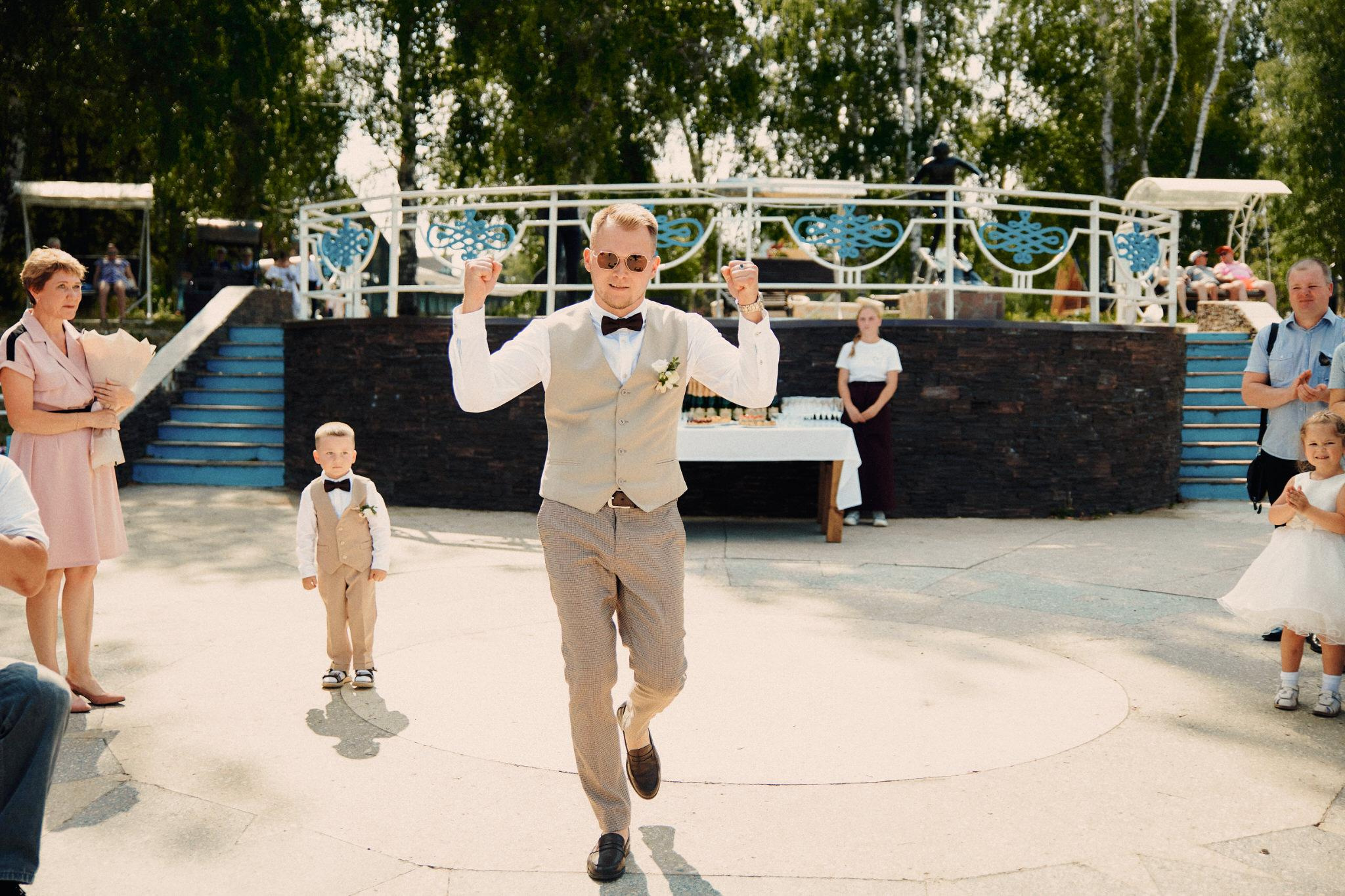 Дмитрий и Мария. Свадебный фотограф Чайковский