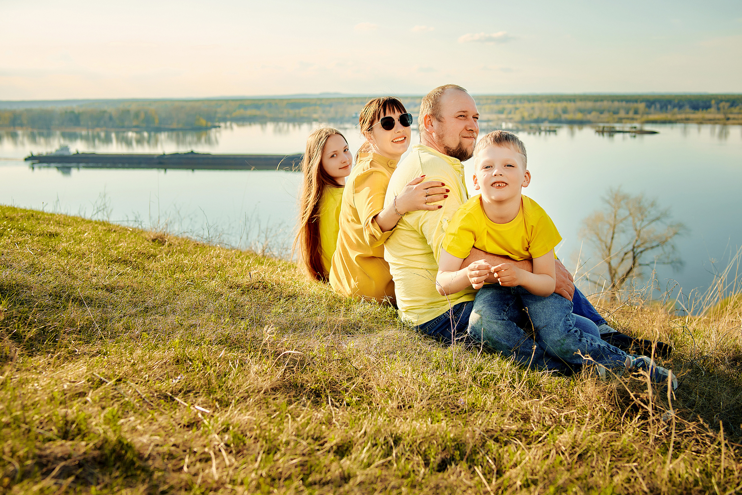 Олег, Настя, Арина, Остап. Свадебный фотограф Чайковский