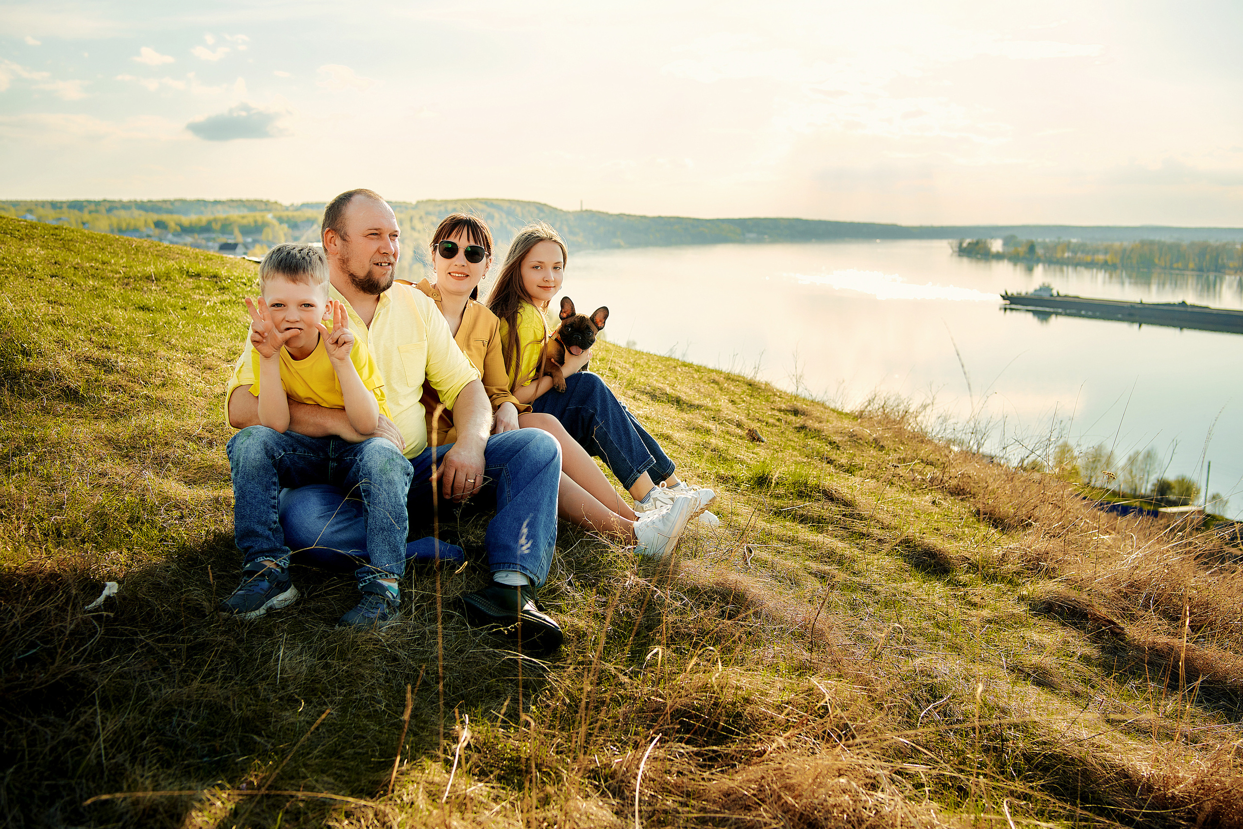 Олег, Настя, Арина, Остап. Свадебный фотограф Чайковский