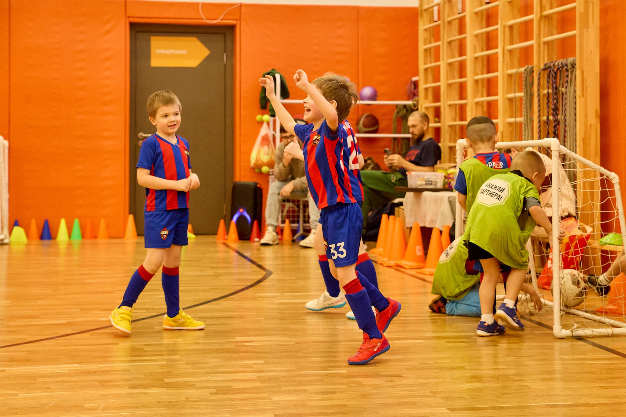 Детский футбол в зале. Главная