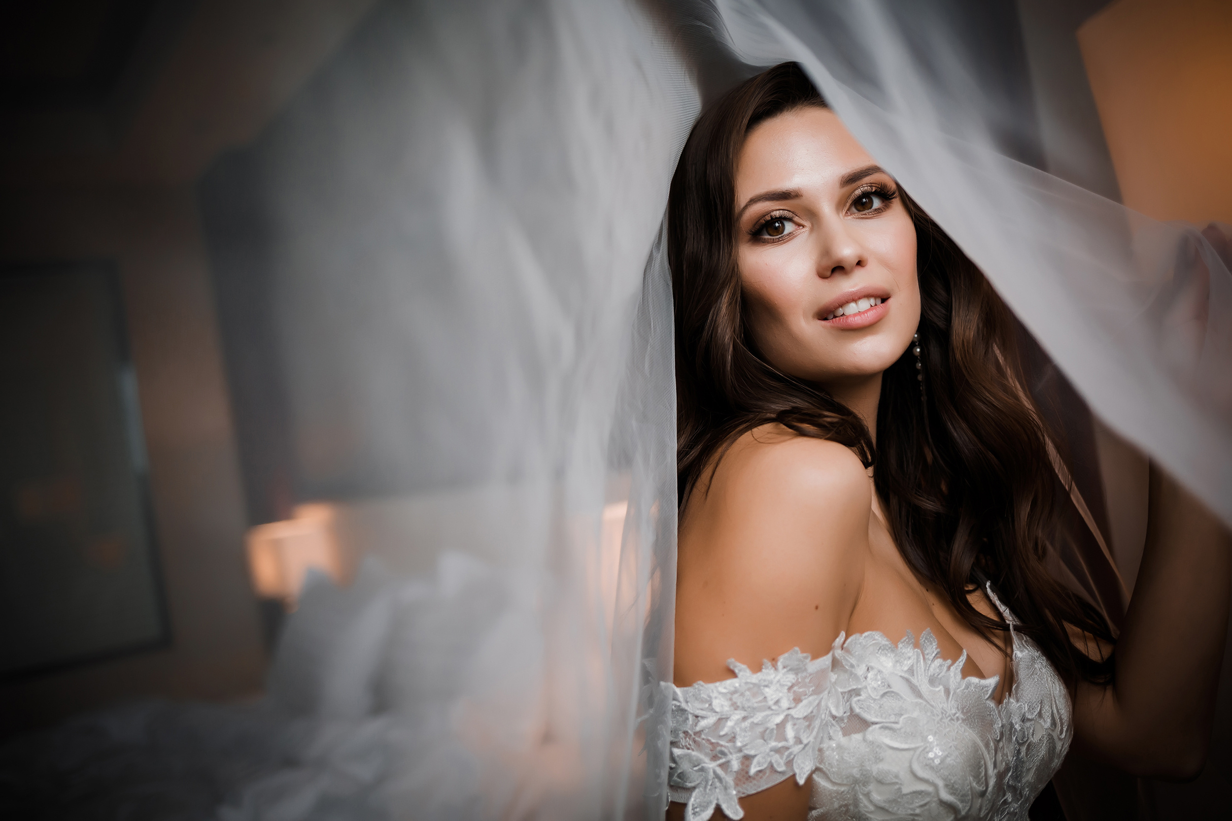 Нежное утро невесты. Wedband.by Свадебный фотограф Анатолий Матюшонок