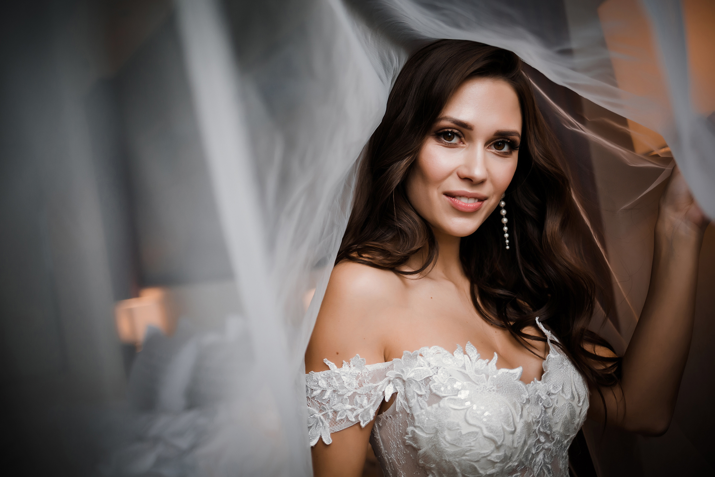 Нежное утро невесты. Wedband.by Свадебный фотограф Анатолий Матюшонок