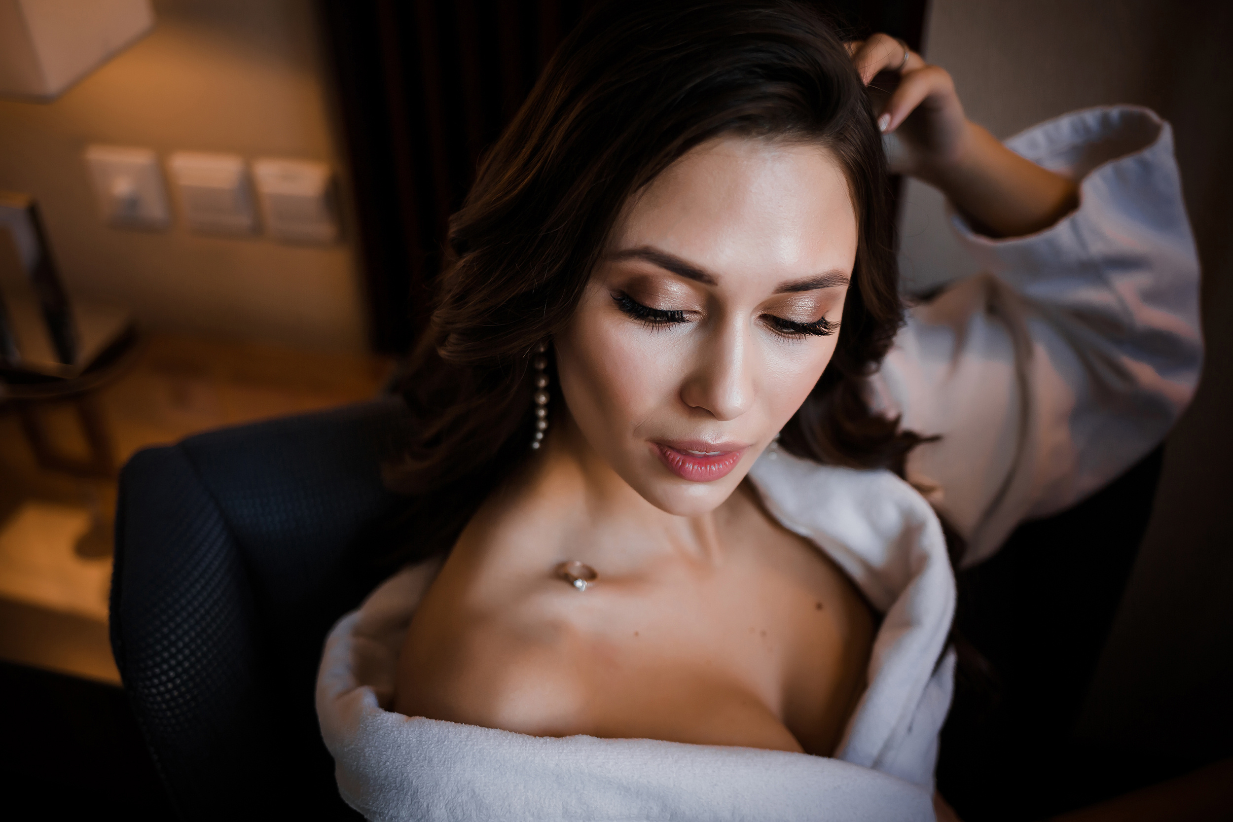 Нежное утро невесты. Wedband.by Свадебный фотограф Анатолий Матюшонок