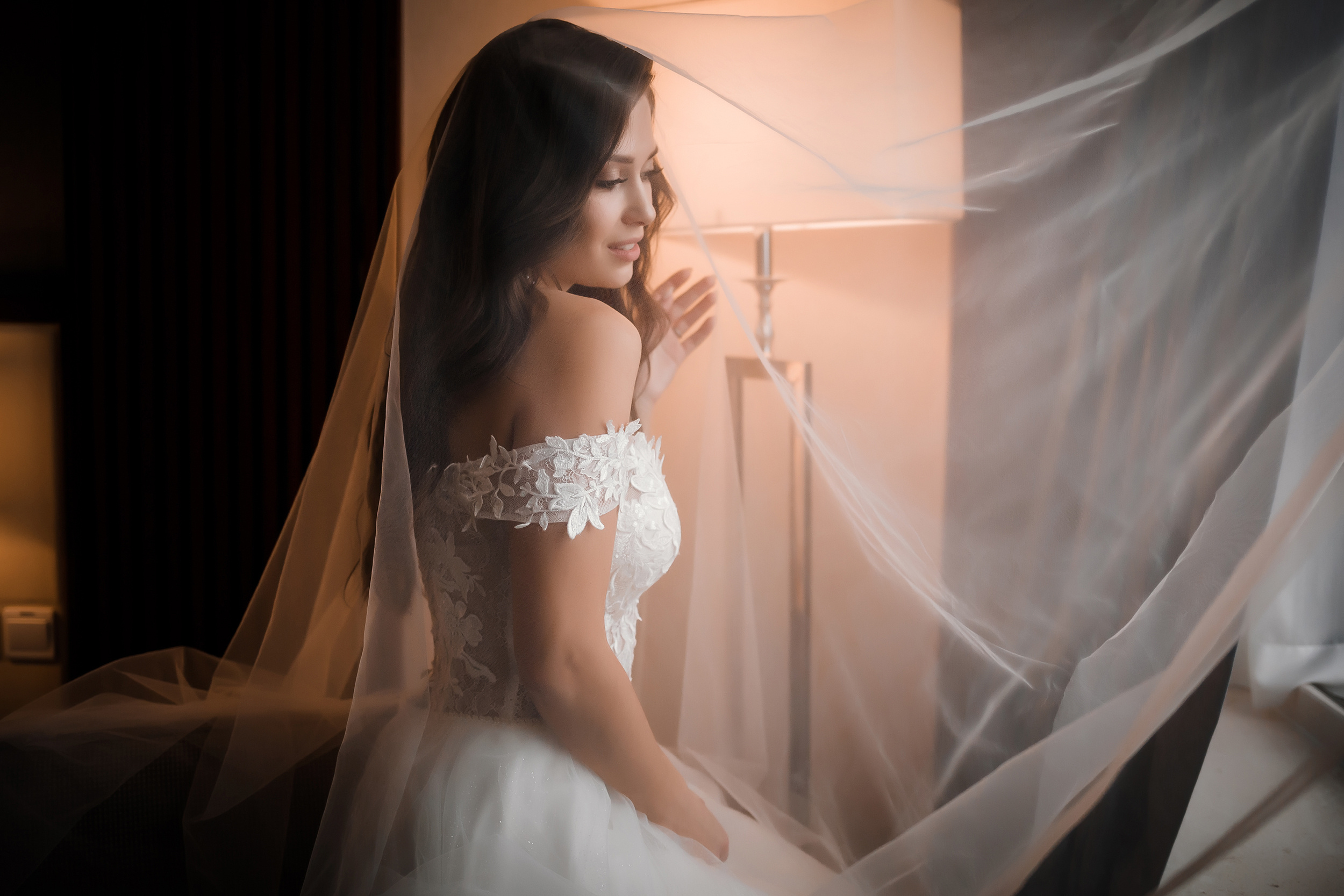 Нежное утро невесты. Wedband.by Свадебный фотограф Анатолий Матюшонок