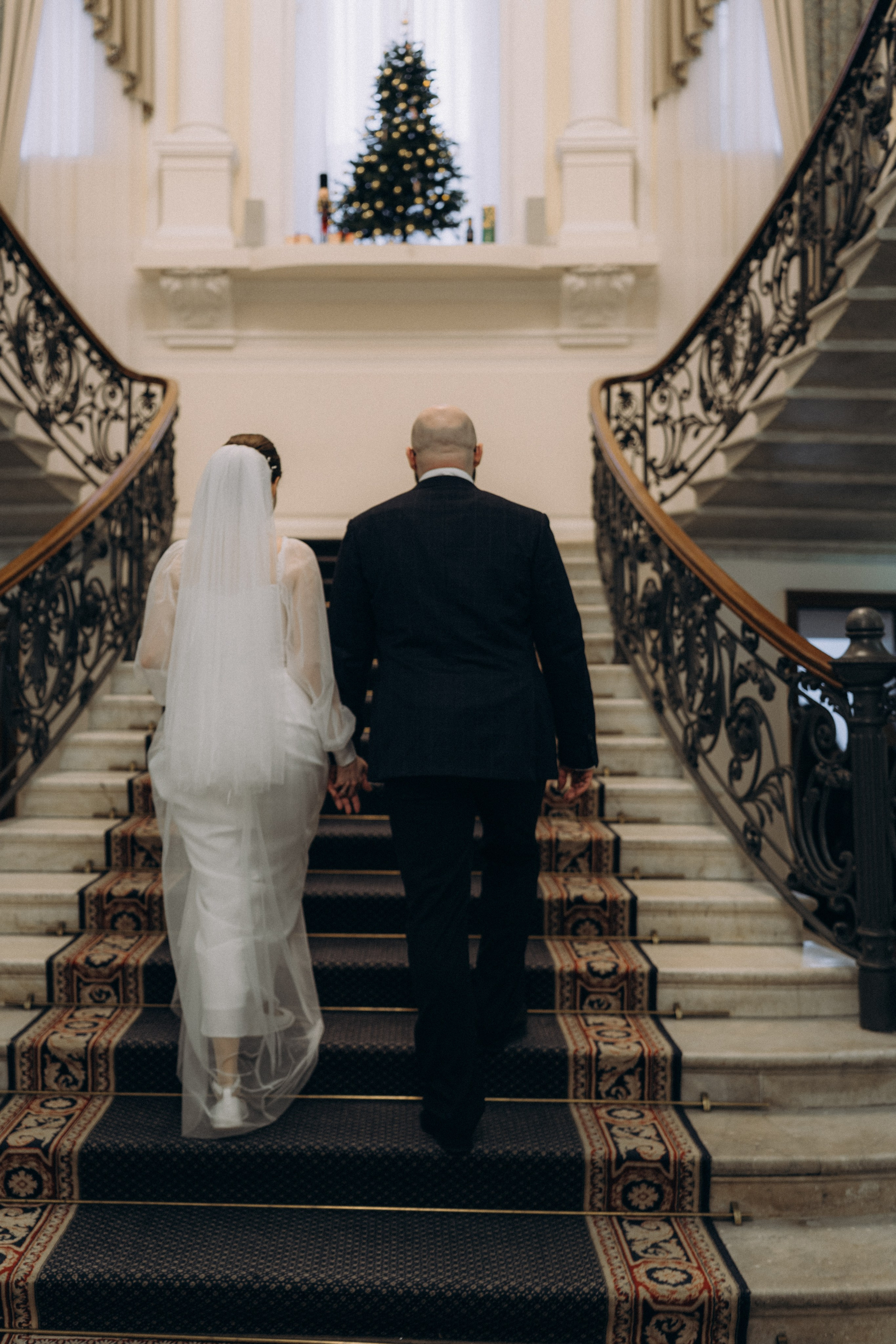 СВАДЕБНАЯ СЬЕМКА ВО ВТОРОМ ДВОРЦЕ (ДЕКАБРЬ) ТАКЖЕ СЬЕМКА В СТУДИИ НА ЧЕРНЫШЕВСКОЙ. Профессиональный фотограф, Санкт-Петербург — Виктория Богомолова