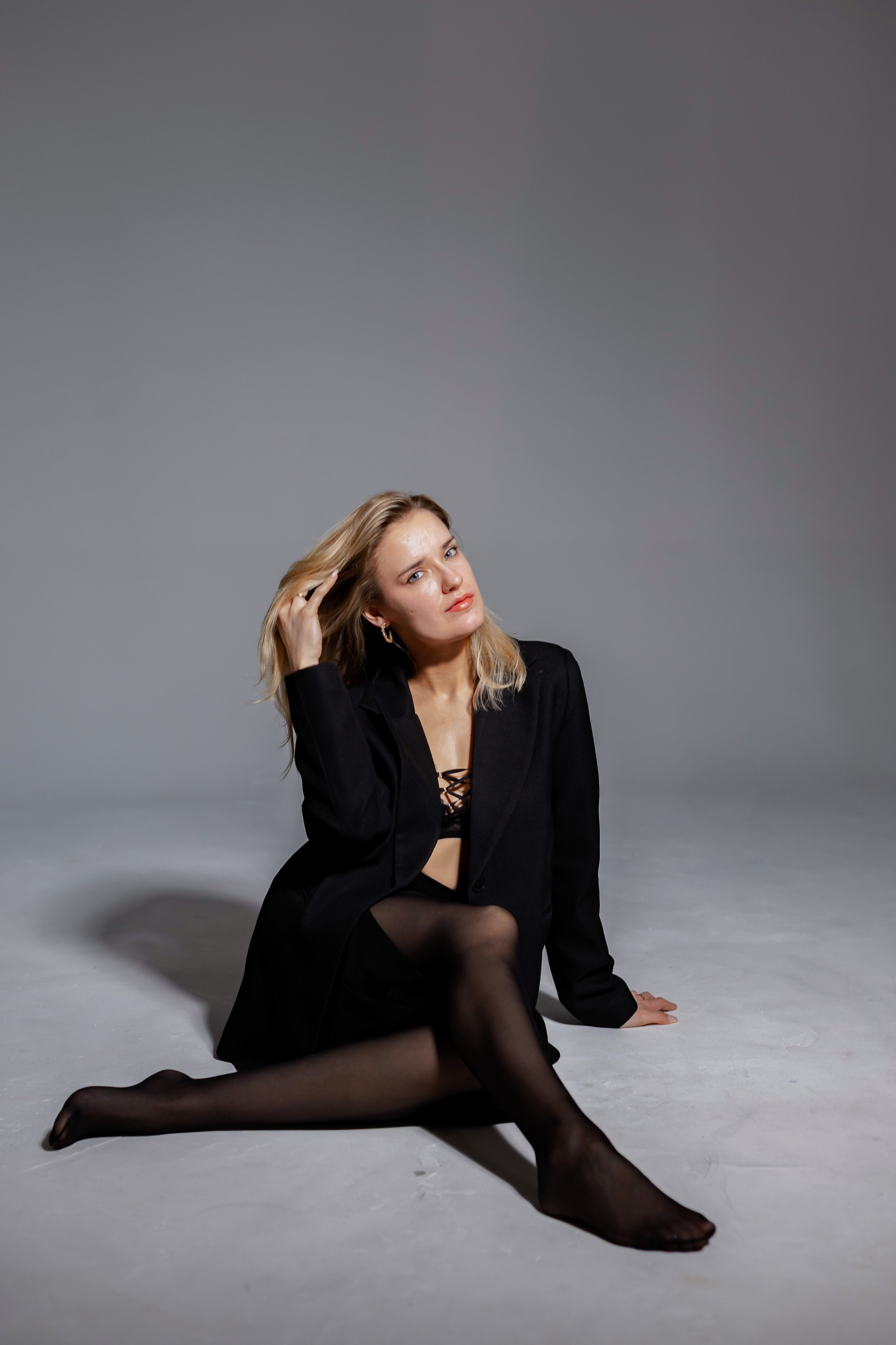 Фотосессия в студии Валерия. Женский фотограф в Орске Новотроицке Динара Долганова