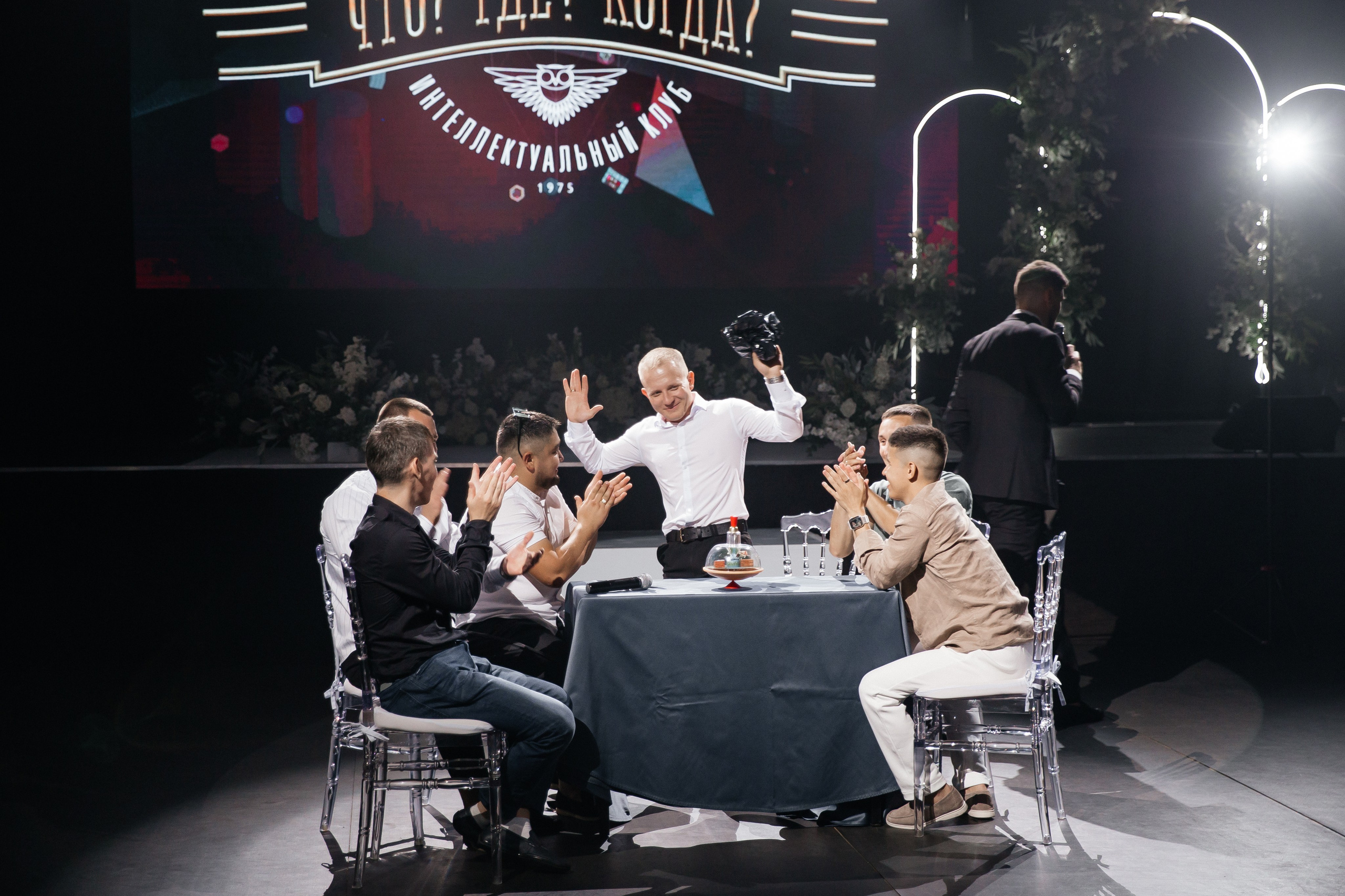 Уютная свадьба — Аскар и Катя на Марсовом поле. Свадебный фотограф в Оренбурге Илья Володьков