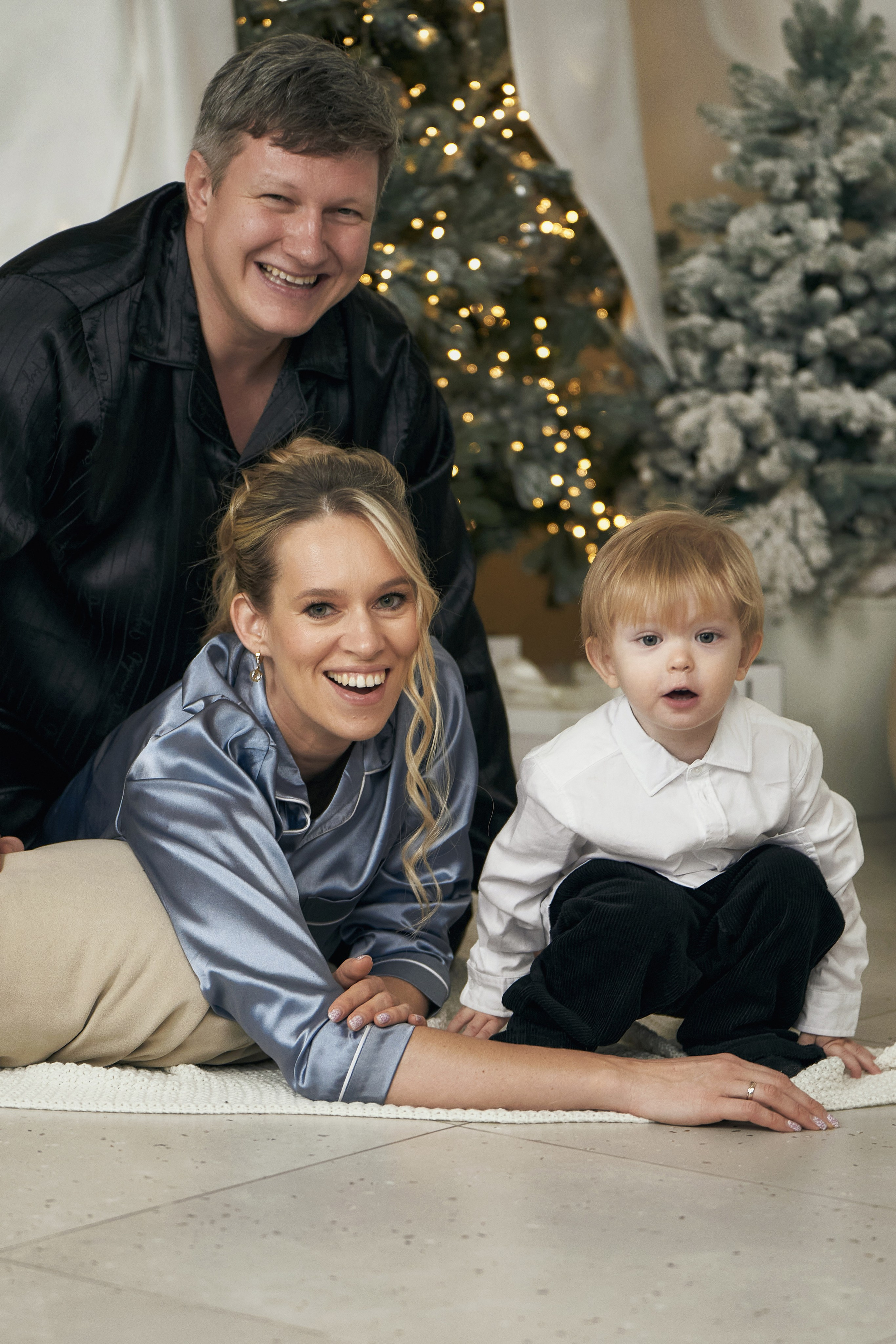 Семейная новогодняя съёмка. Мартазова Екатерина фотограф. Екатеринбург