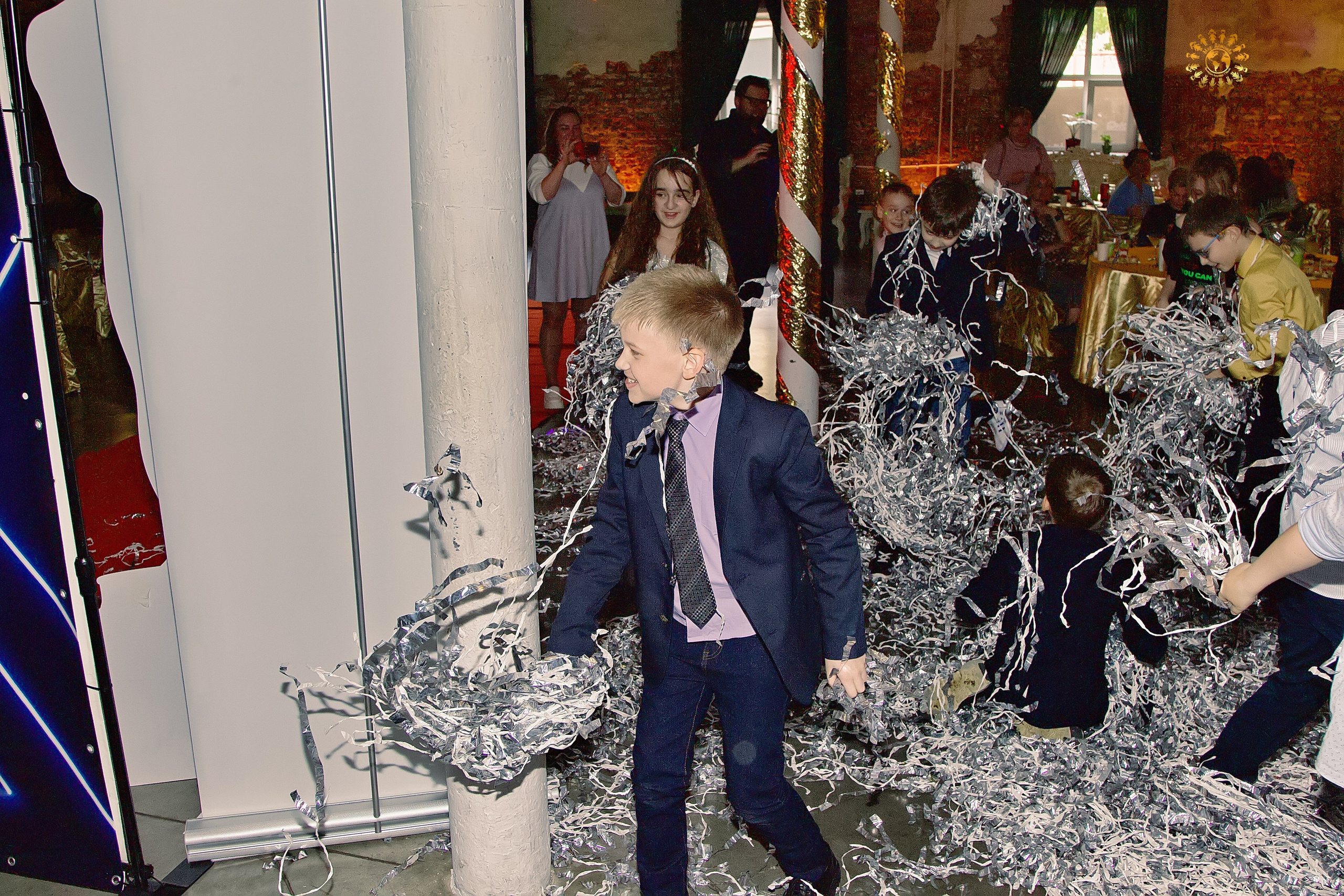 Выпускной 2023 (4-й класс, ММШ). Клуб Royal. Москва. Репортажная съемка в Москве и области. Анималистика