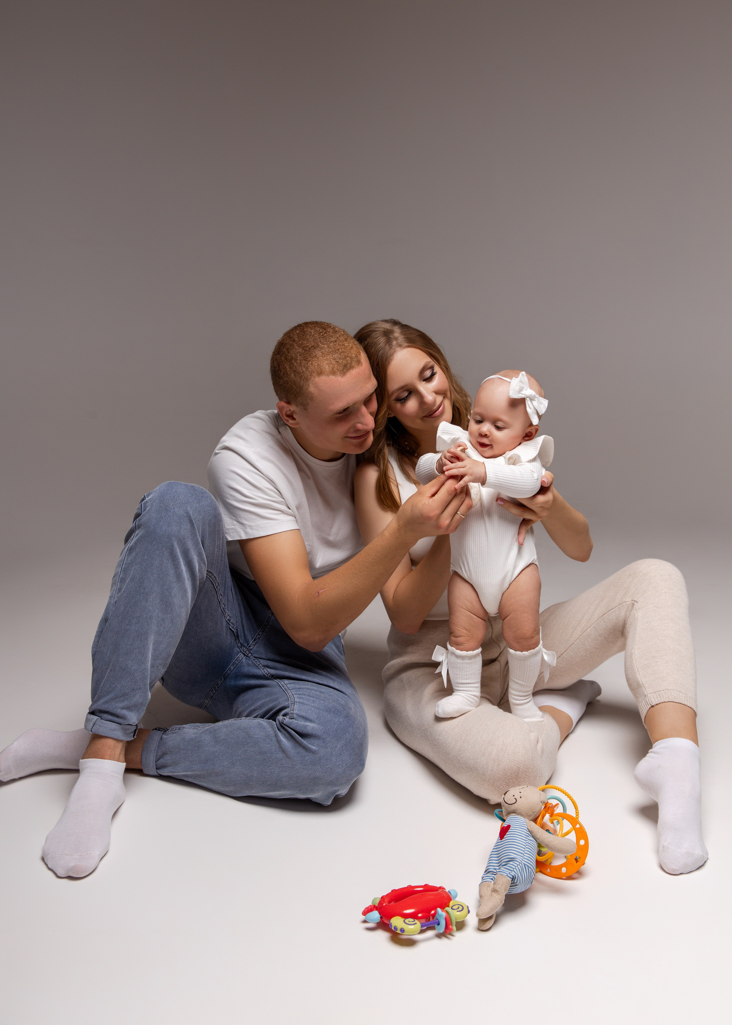 Семейная в студии. Фотограф Тольятти Екатерина Шести