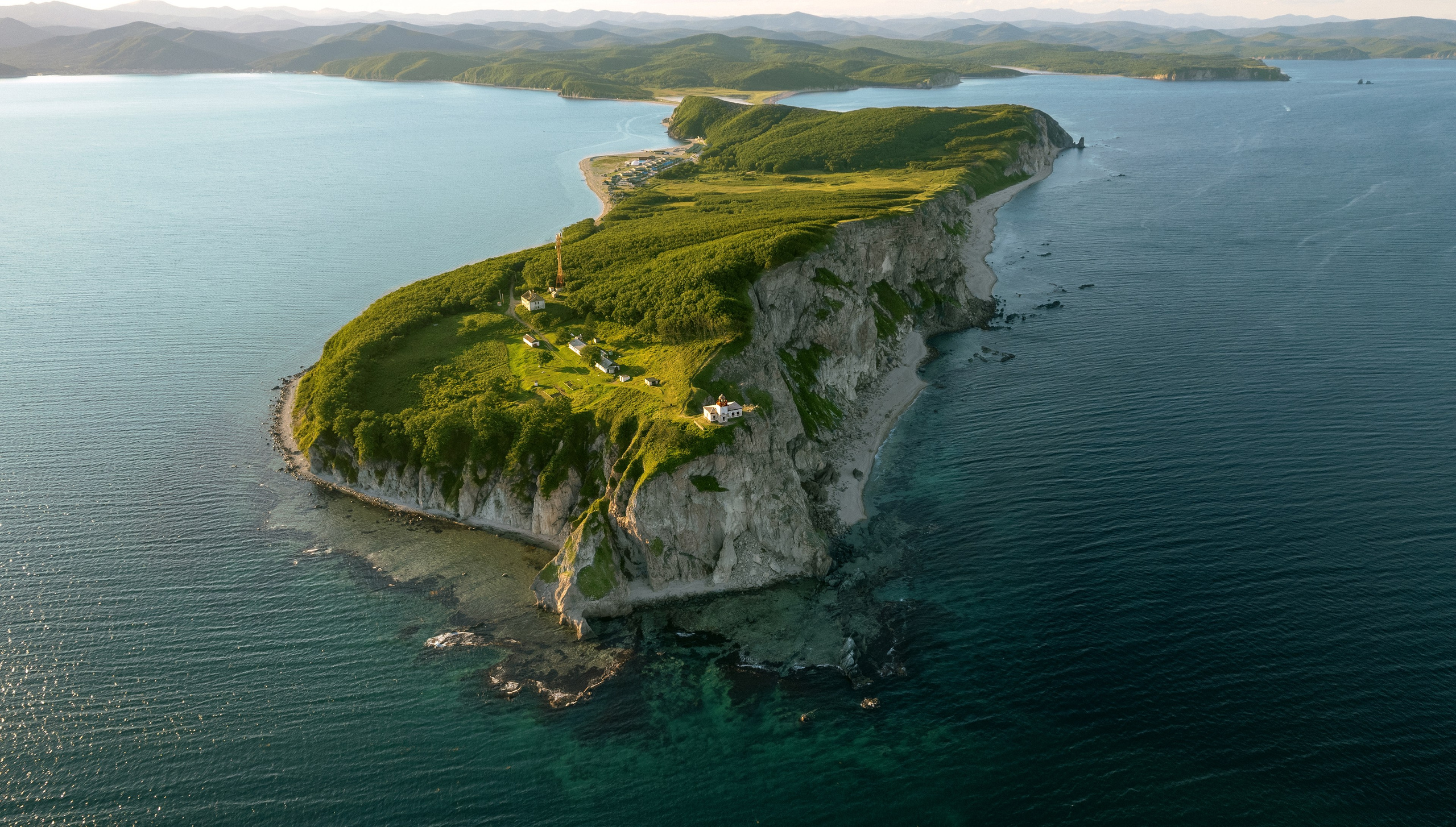 Полуостров Балюзек. Иван Зайцев (IZIART) — создание культурного кода через фото и видео