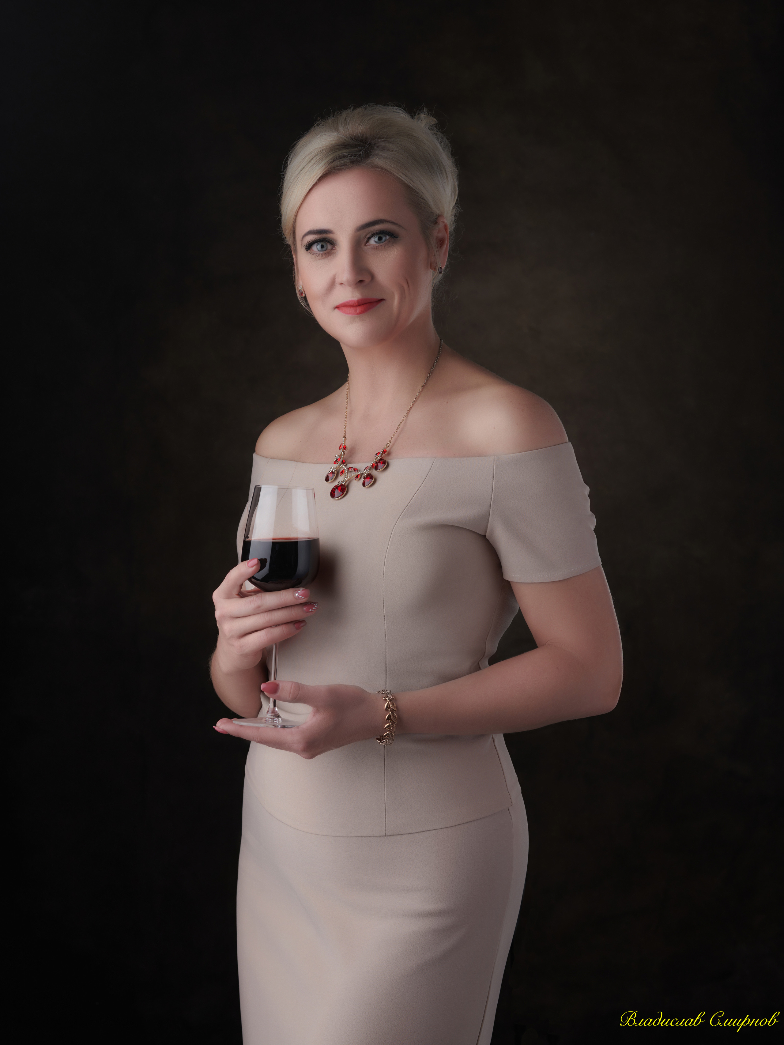 Потретная фотосъемка. Владислав Смирнов рекламный Фотограф в г. Иваново