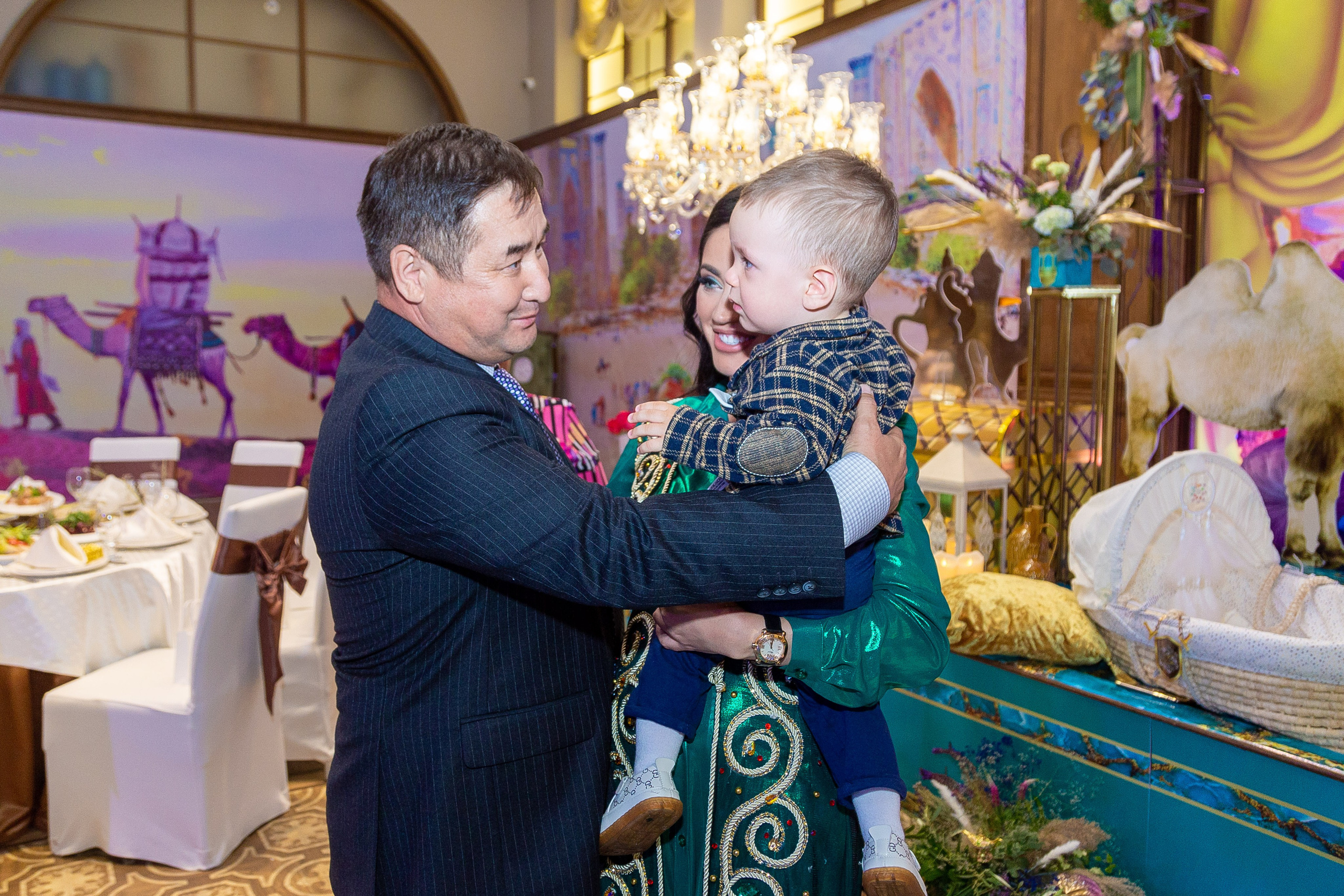 Лео и Давид годик. Свадебный фотограф в Алматы Айгерим Верба