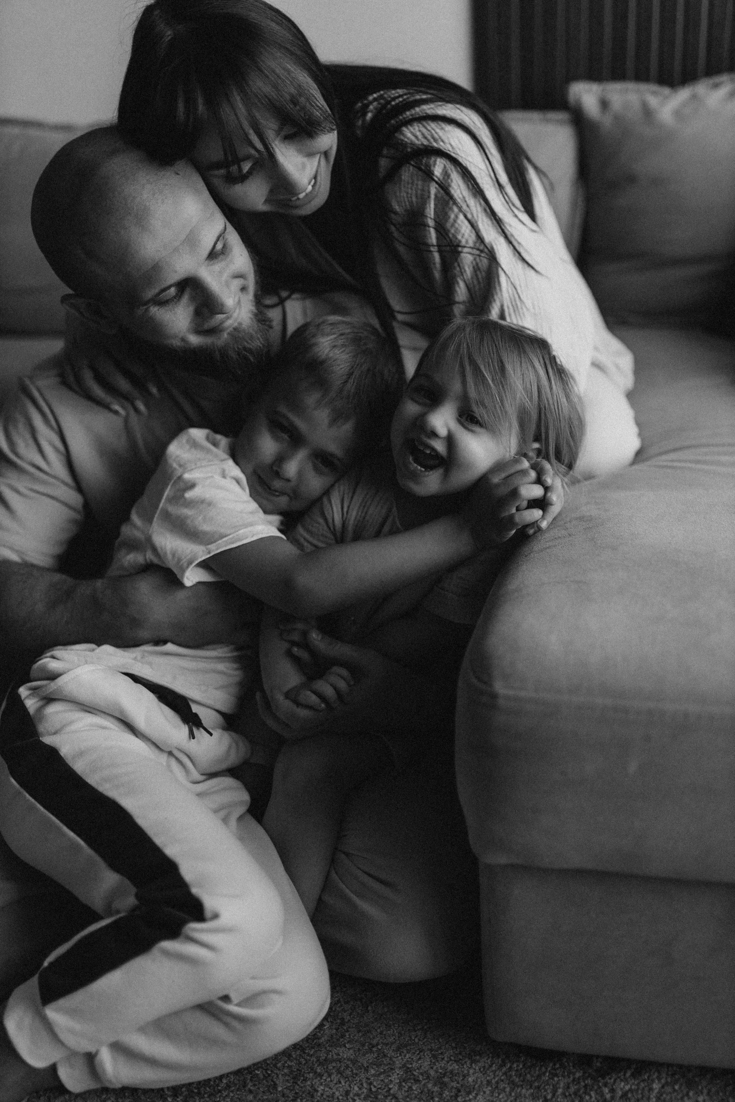 Наташа, Степа, Ксю, Артем. Семейный фотограф Оля Гладченко