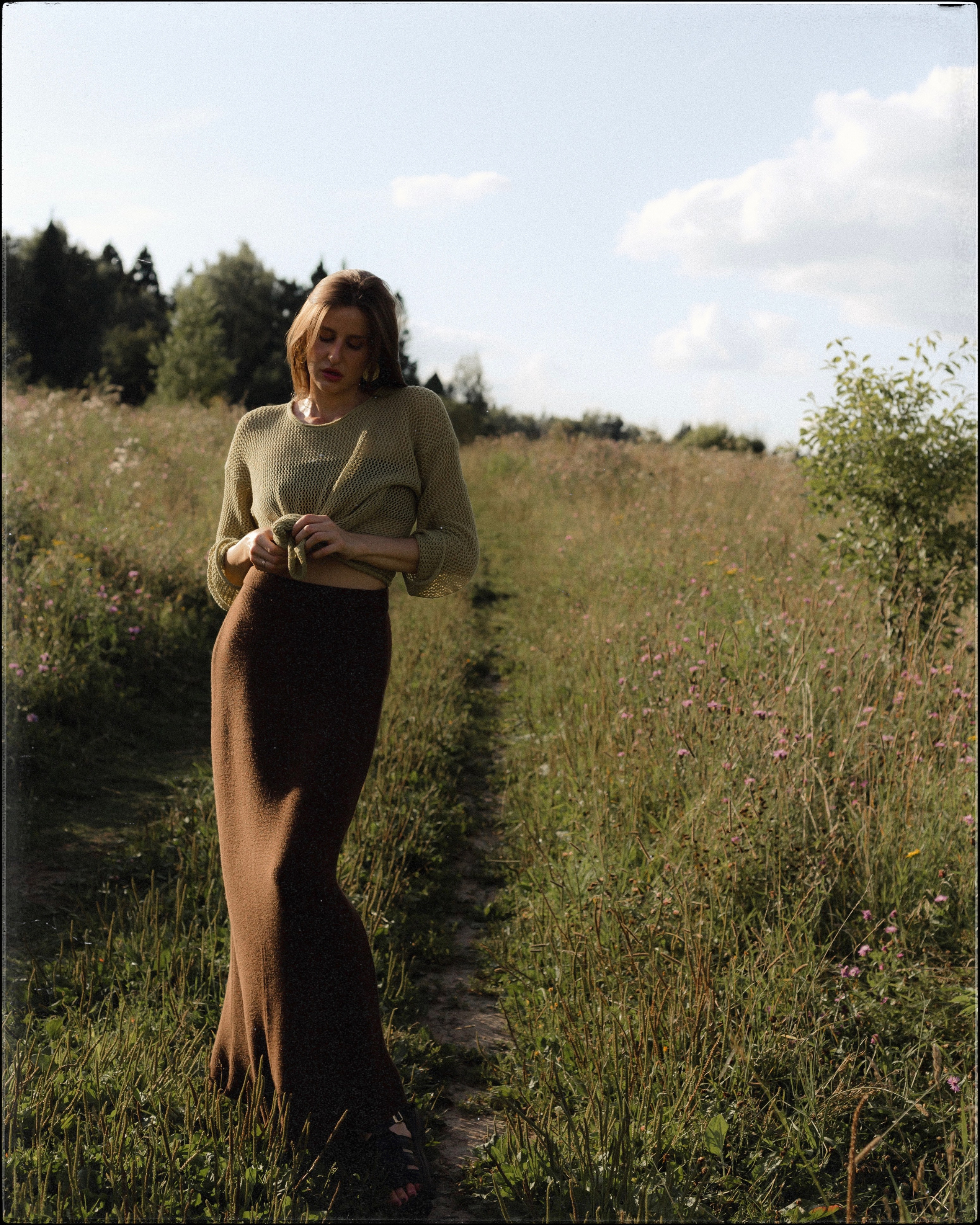 Съёмка в поле. Женский и лавстори фотограф в Москве Елена Аксютко