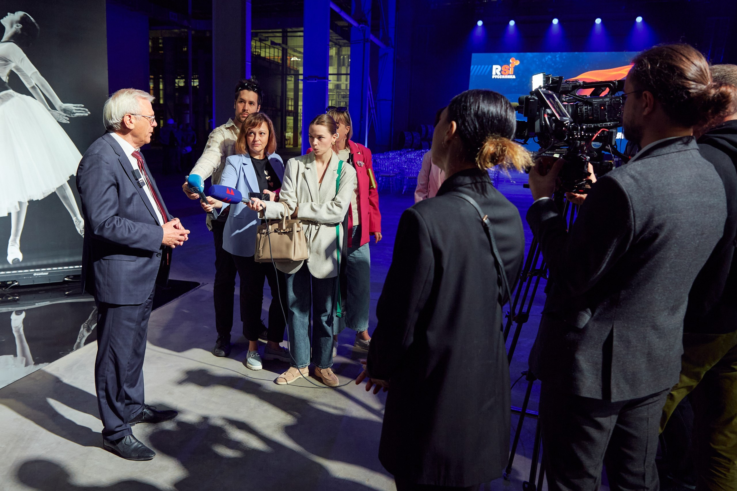 Руссилика. Открытие завода. Антон Артюшин, портретный фотограф. Москва