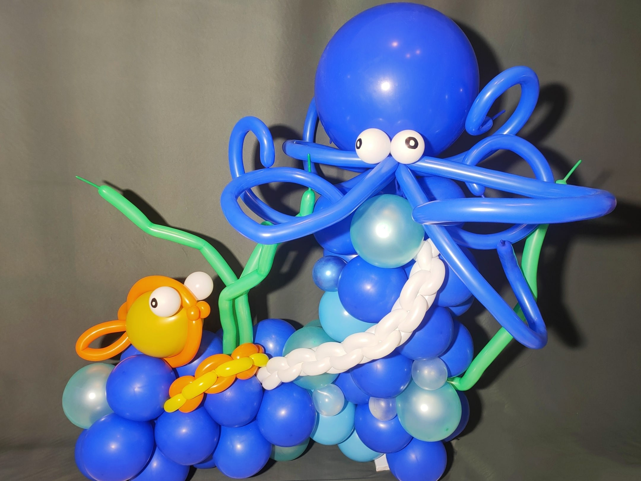 Для детей. Воздушные шары в Калуге Happy hоlidays40