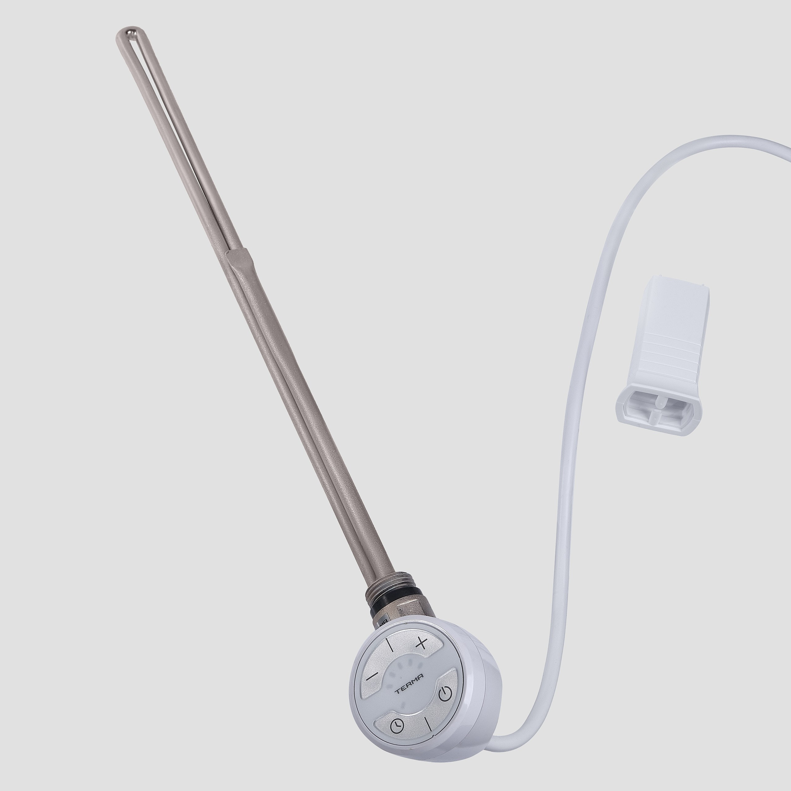 Предметные фотографии регуляторов и нагревателей для отопительных приборов