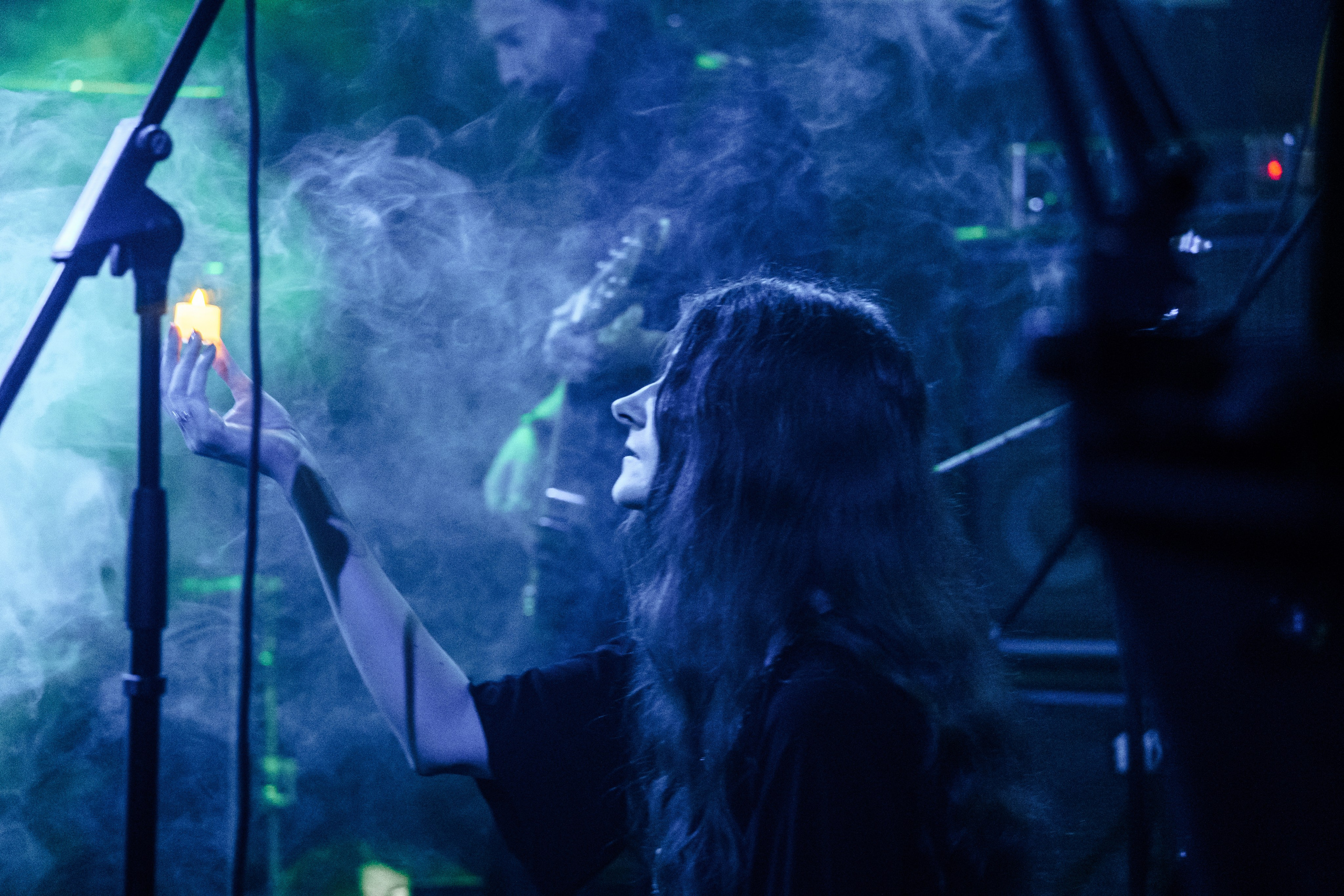 Inside the Rain|Ласточка. Концертный и репортажный фотограф в Санкт-Петербурге Слава Пахомов