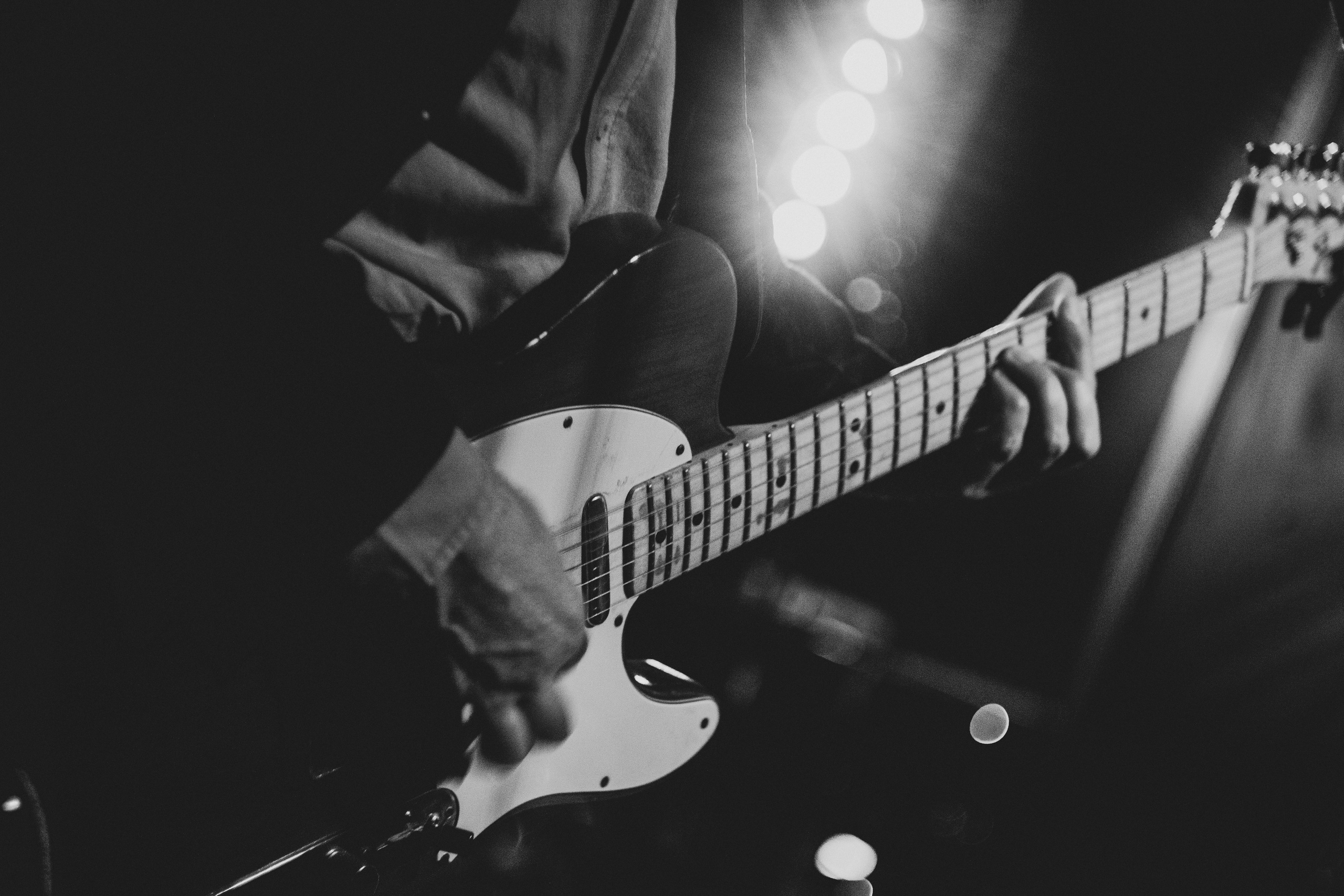 Диктофон. Фотограф для музыкантов, фотограф на концерт, концертный фотограф, съемка концерта, бэкстейдж фотограф