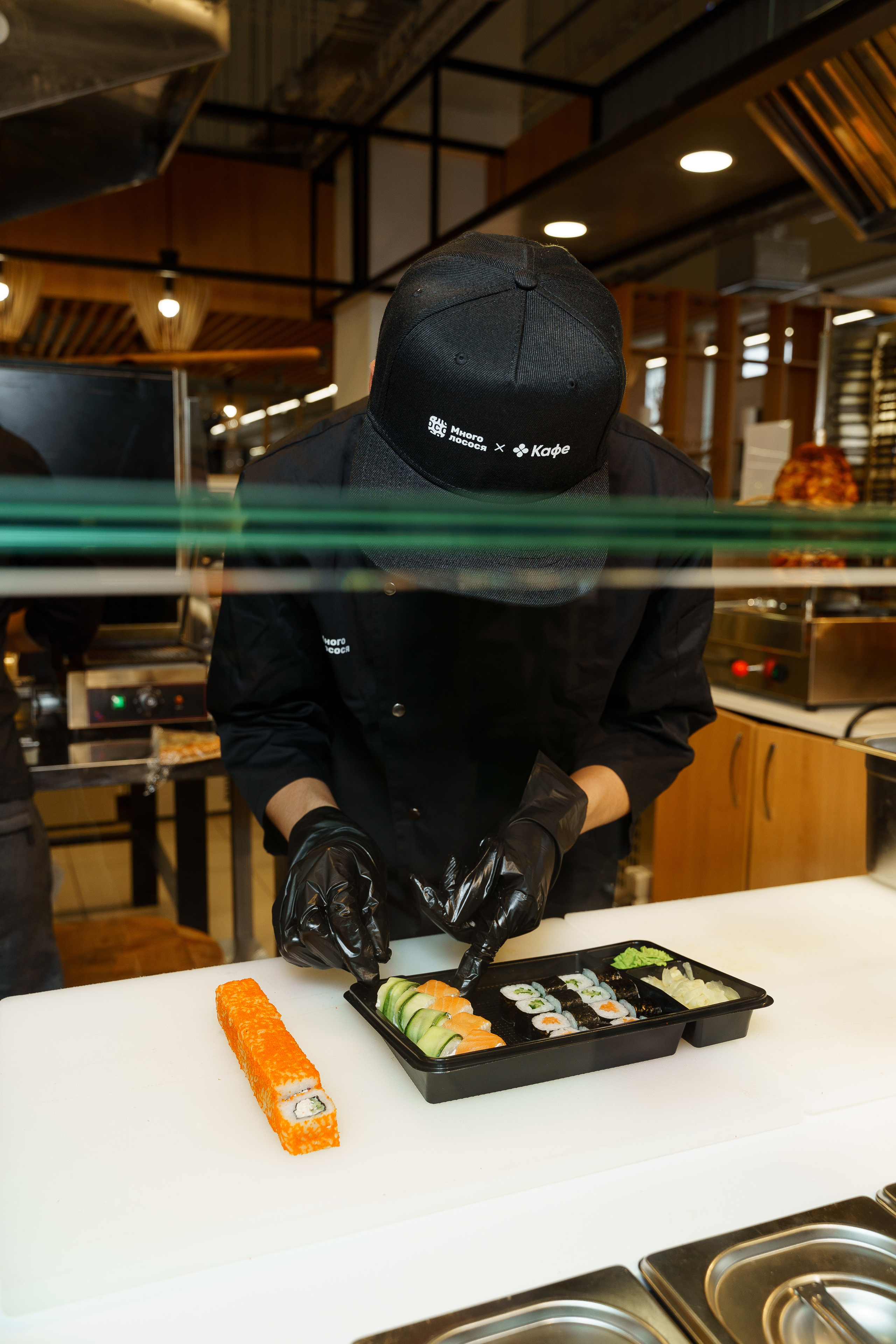 Много Лосося х Перекресток. Профессиональный фотограф и оператор в Москве — Максим Проценко