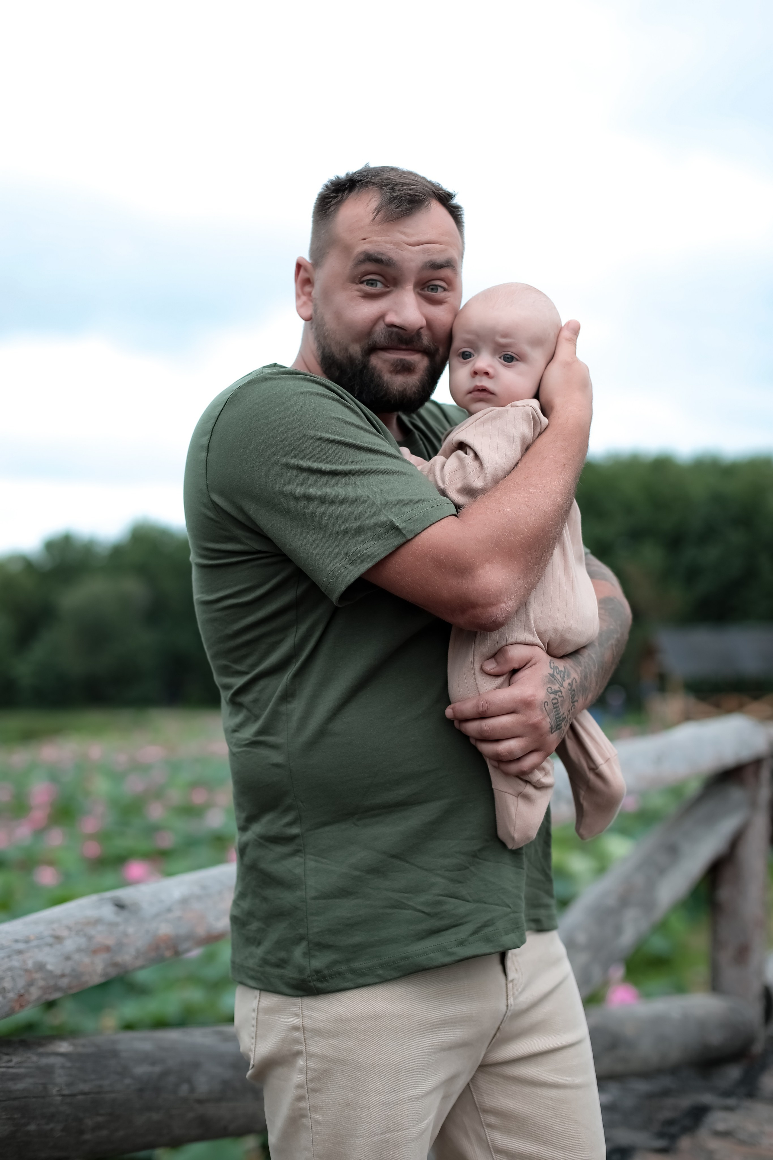 В лотосах. Фотограф г. Хабаровск. Семейные и индивидуальные съёмки