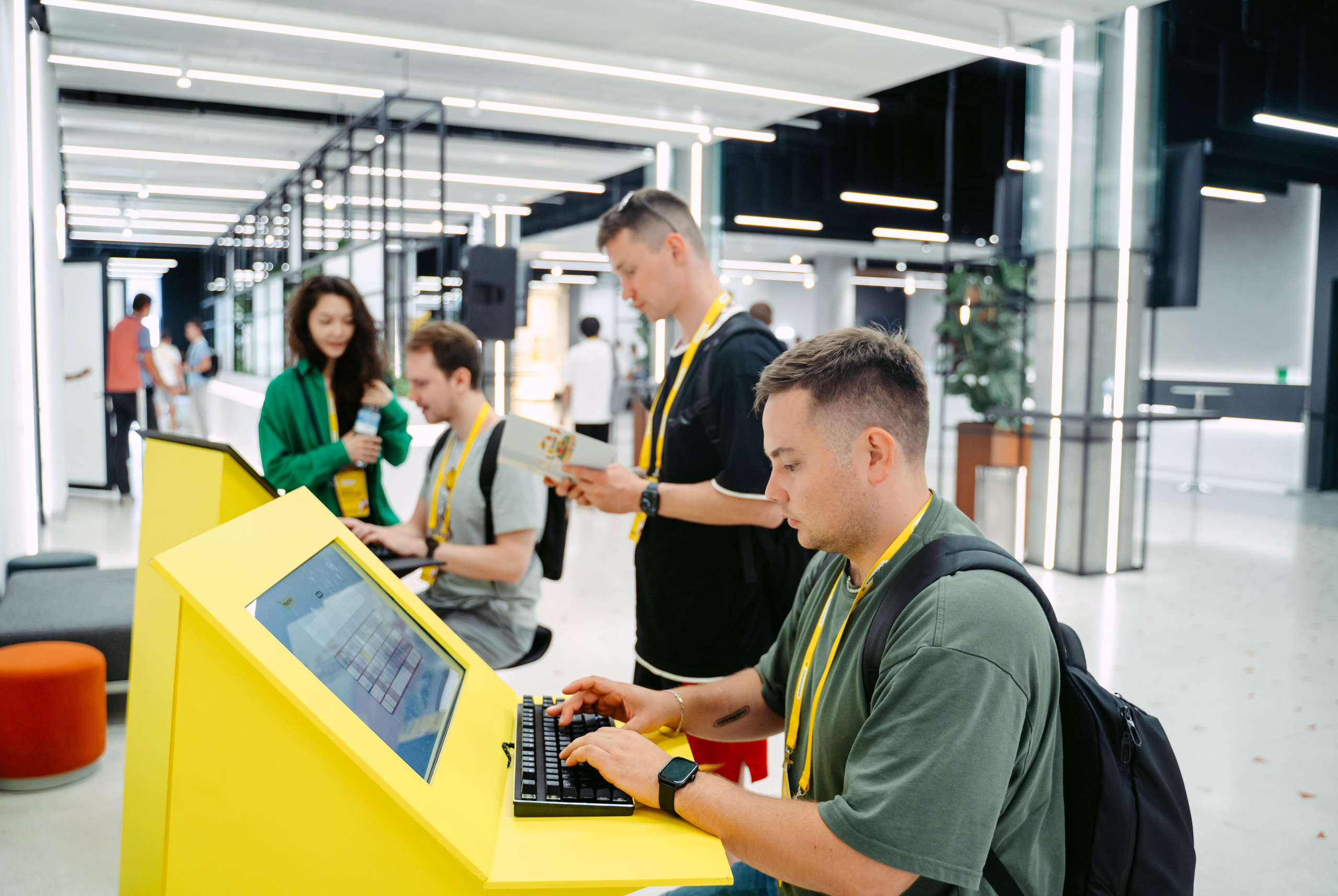 Тинькофф. ИТ-фест / 2023. Саша Копылов, фотограф в Казани