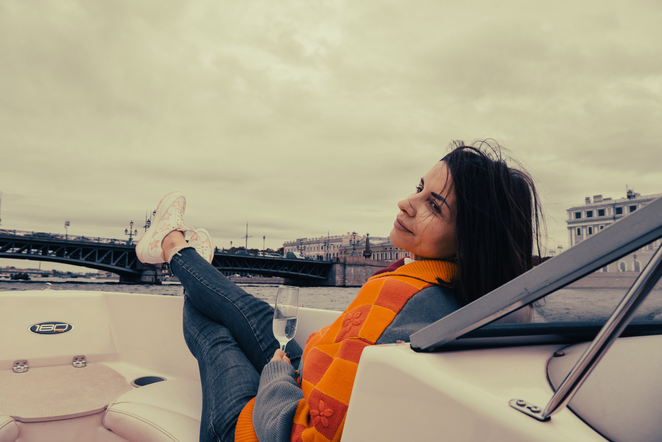 Прогулка с девушкой. Услуги фотографа | Санкт-Петербург