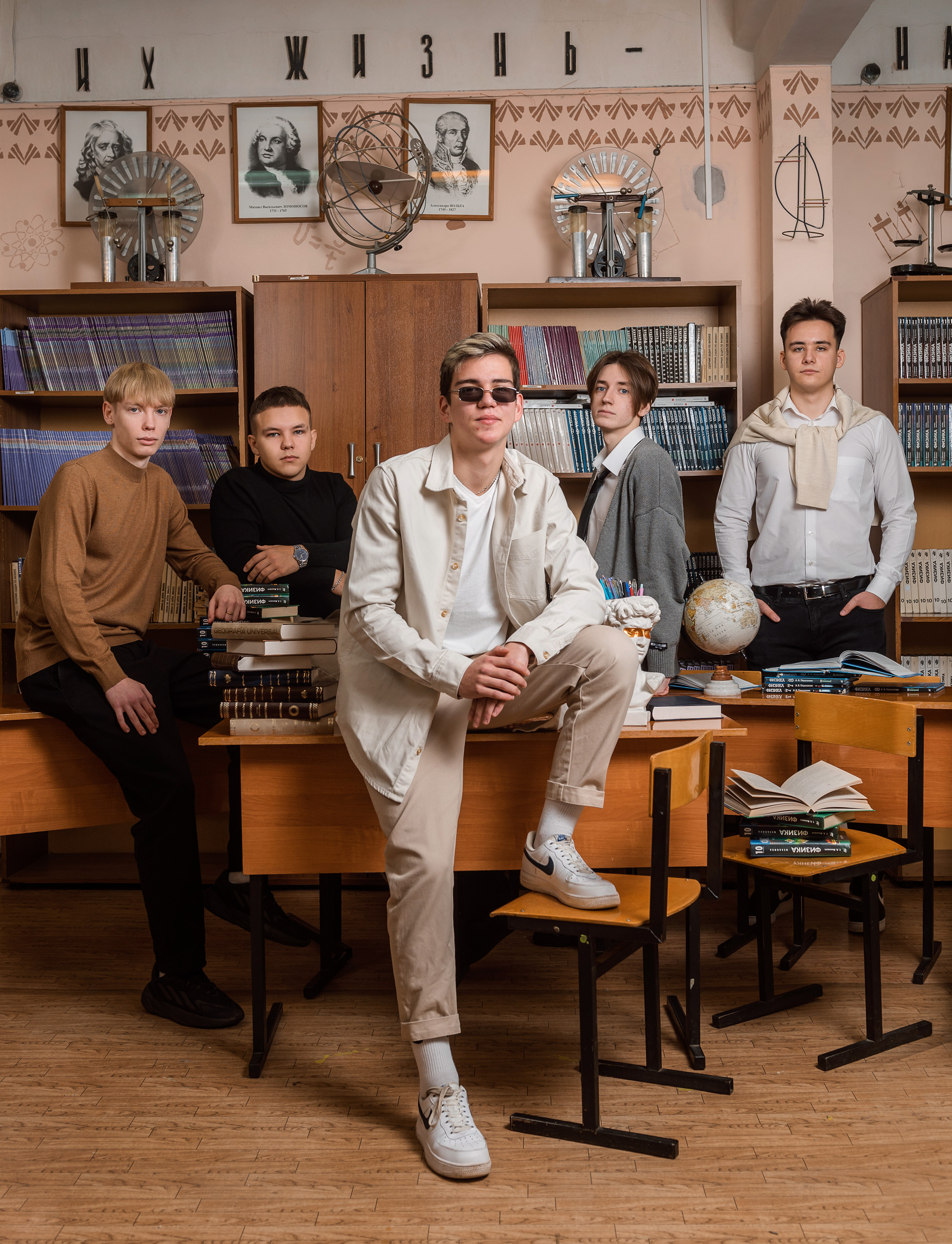 Выпускной альбом в Серпухове, Подольске, Москве. Фотограф Олеся Босак