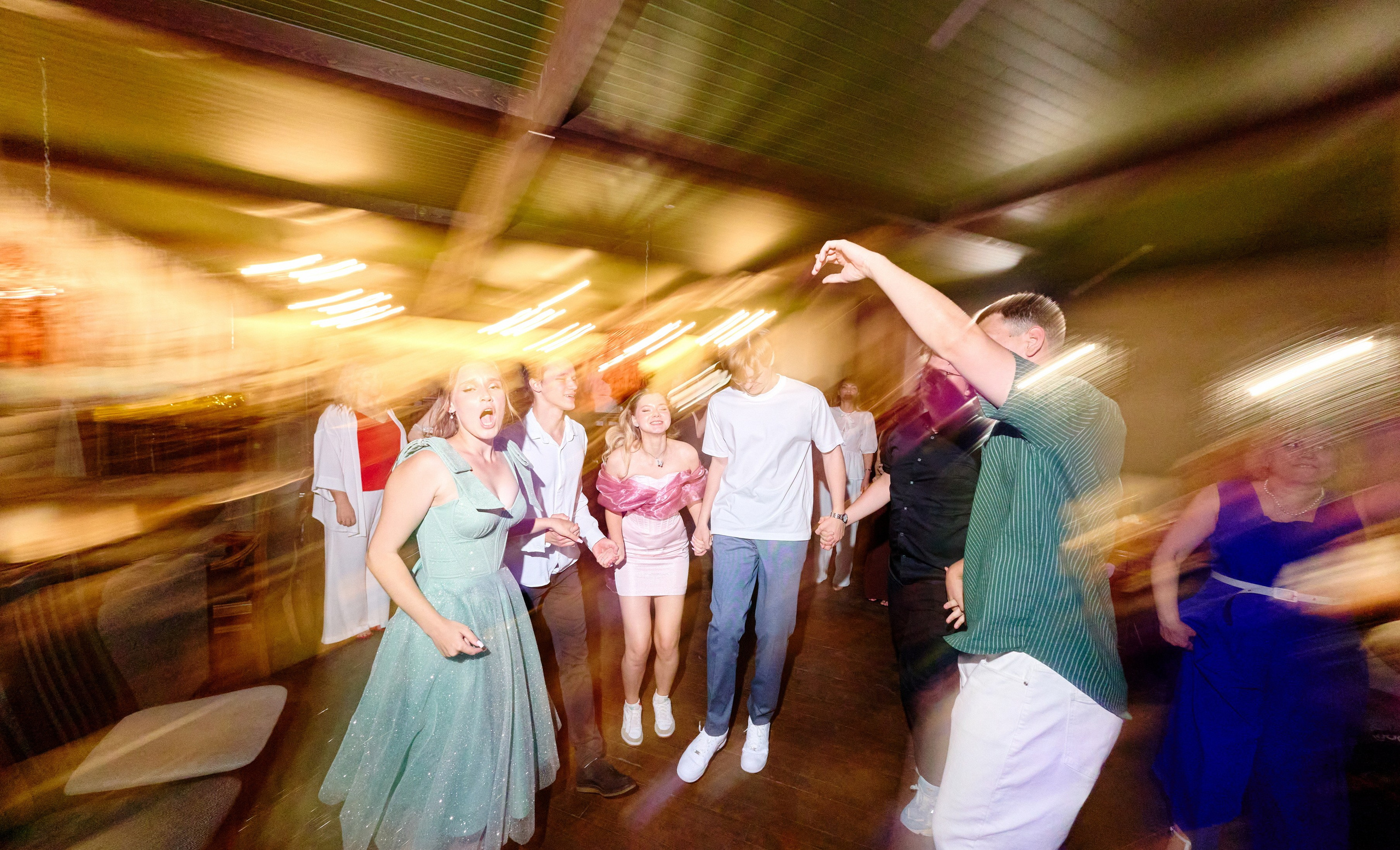 Выпускной 35 Сош. Фотограф Выпускные альбомы Таганрог Сергей Коробченко