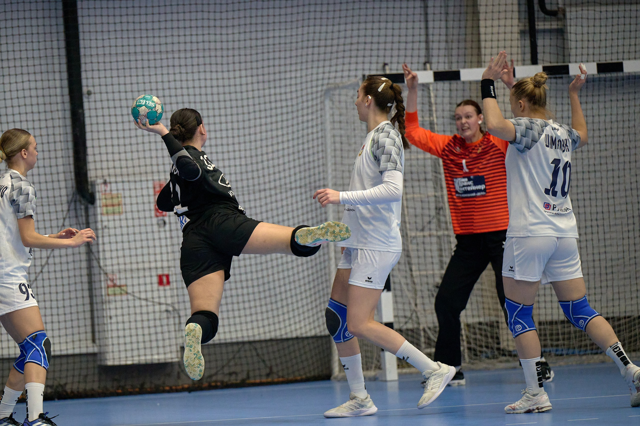 Гандбол. OLIMPBET Суперлига. «Университет» — «ЦСКА». Спортивный репортажный фотограф в Ижевске Сергей Мерзляков