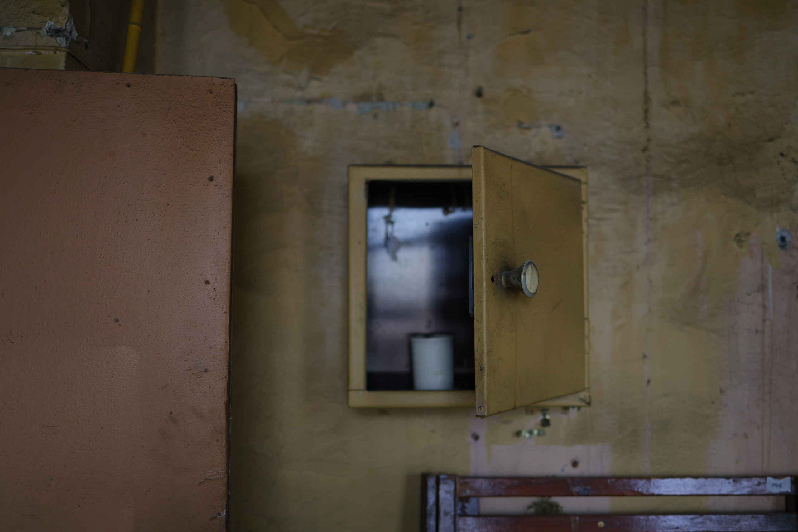 Крыло. Кино в НИИ СНЕГИРИ (Very Strong Place) — Москва