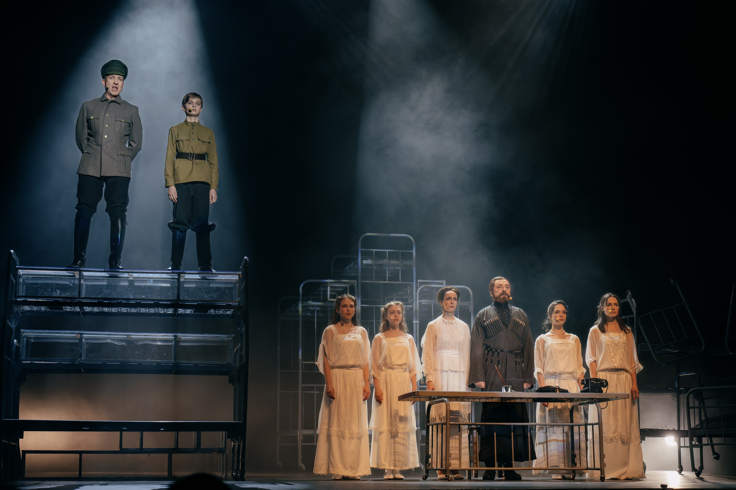 Театр Александра Рагулина: Последний Романовъ. Сайт фотографа Сергея Абрамова