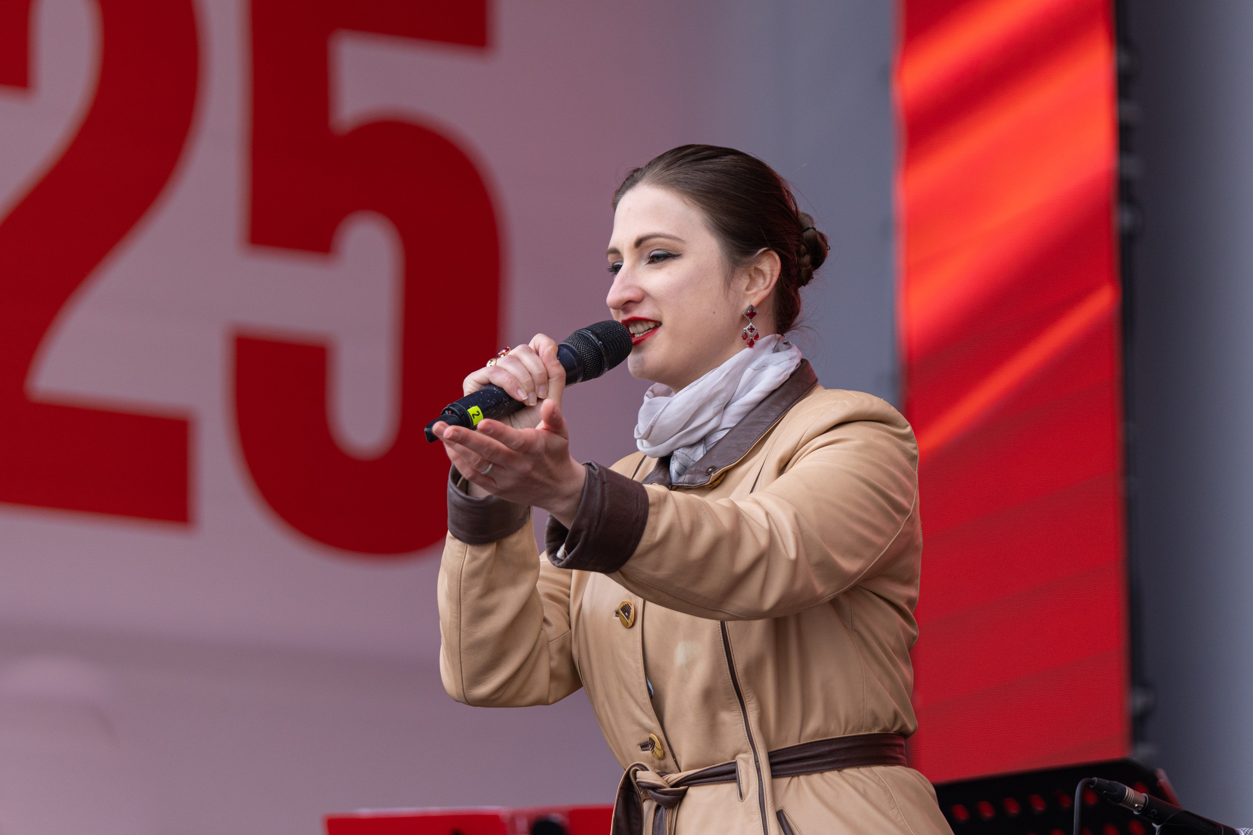 9 мая, выступления 2025 г. Олег Катакинов| Репортажный фотограф в городе у моря (Владивосток)