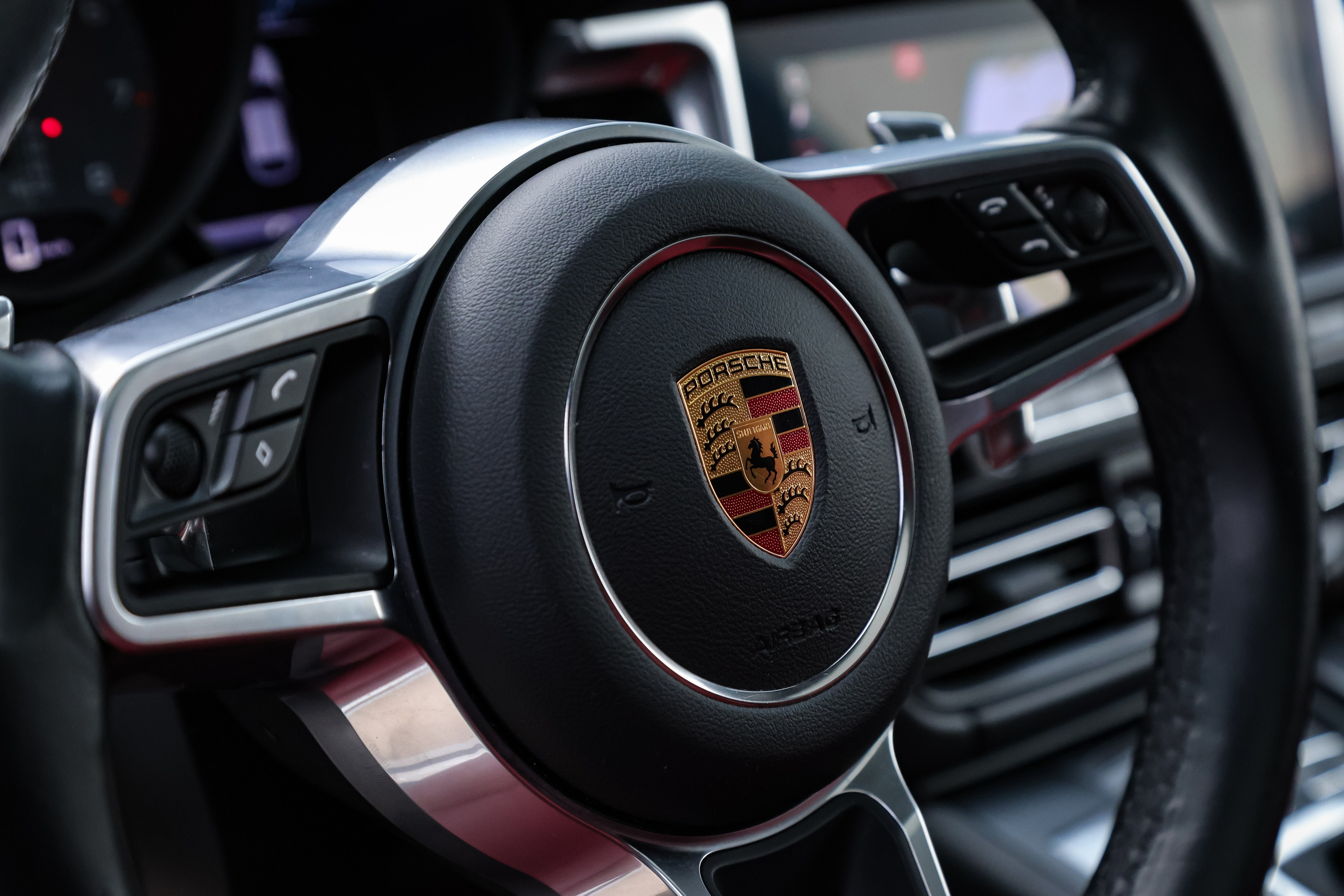 2021 PORSCHE MACAN S. Mixturecaptures