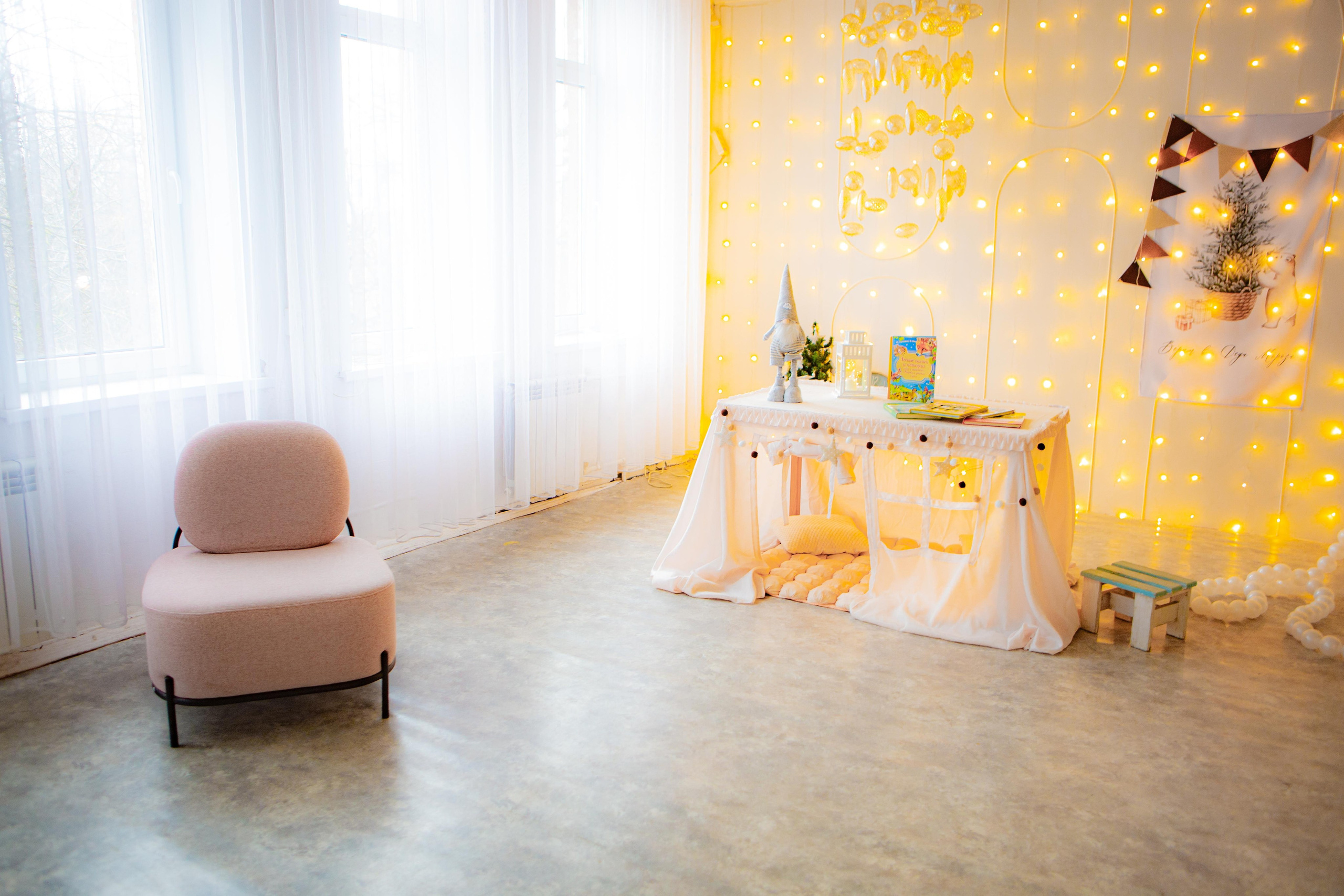 Зал МИНИМАЛ 50 м². ФОТОСТУДИЯ PODIUM ЙОШКАР-ОЛА