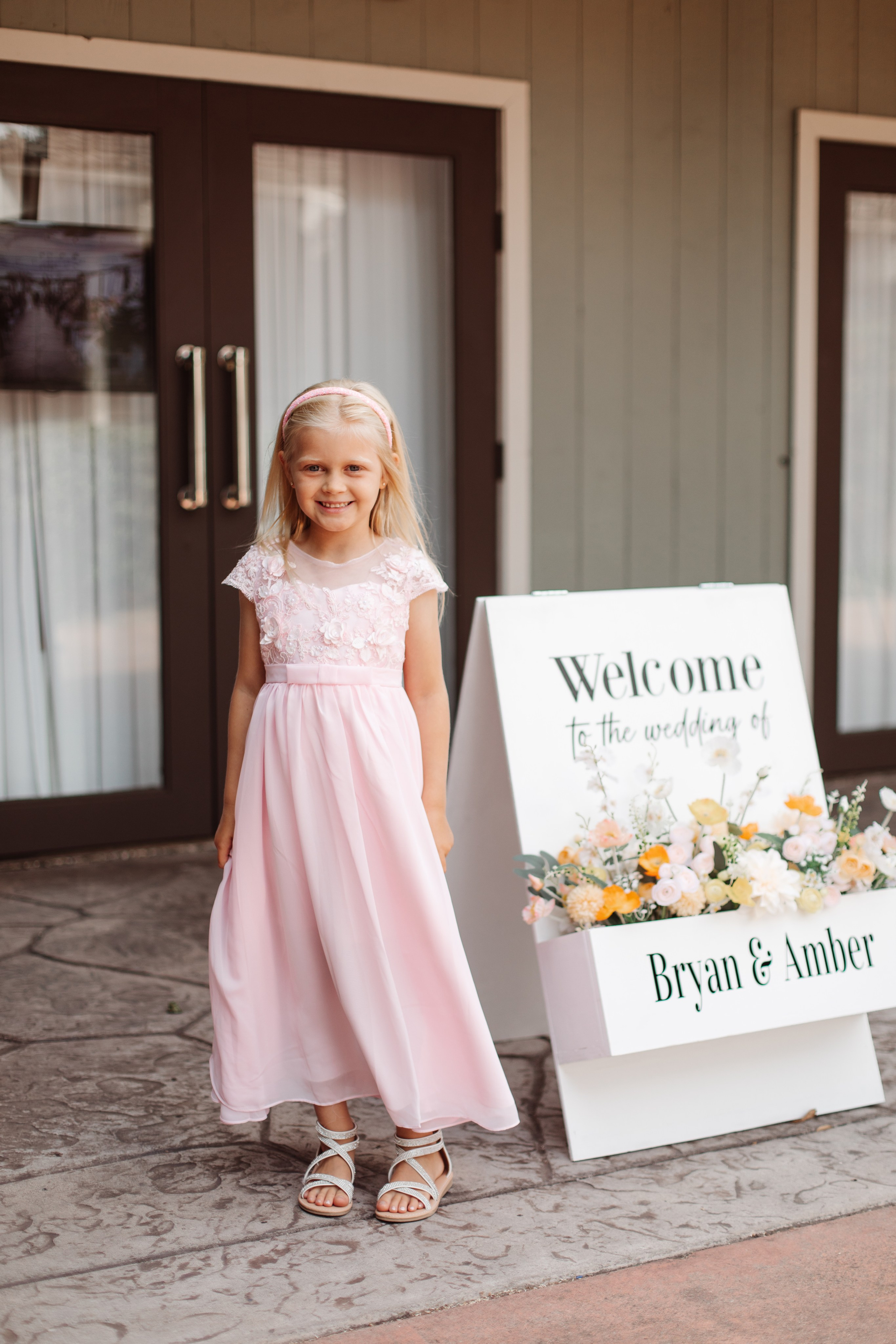 2025-08-16_BryanAmber. Ретушер Зенькевич Света