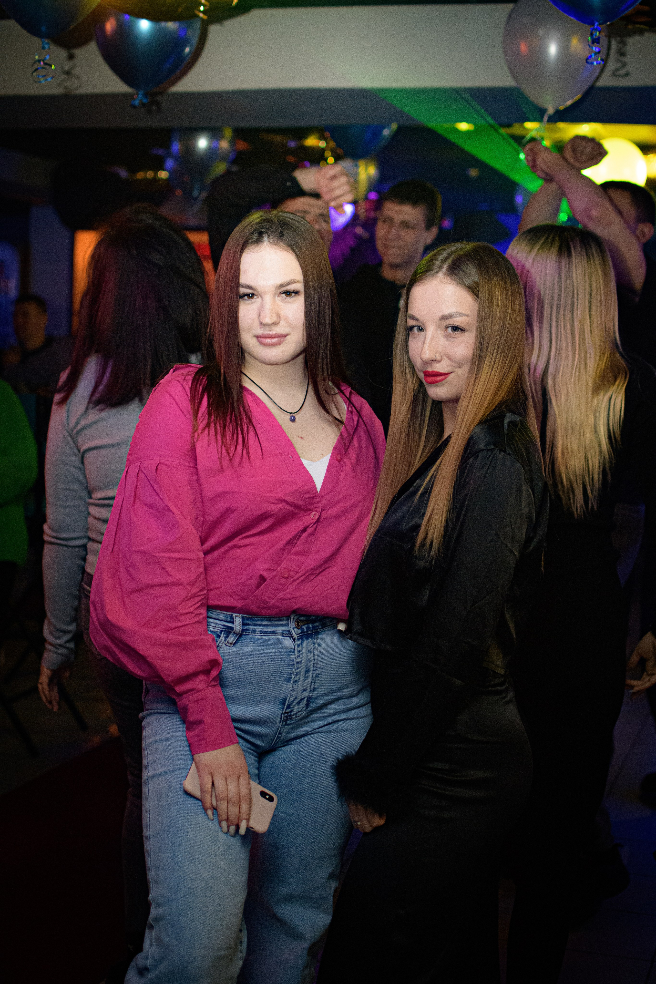 HOLLYWOOD / 6 YEARS. Photokarish