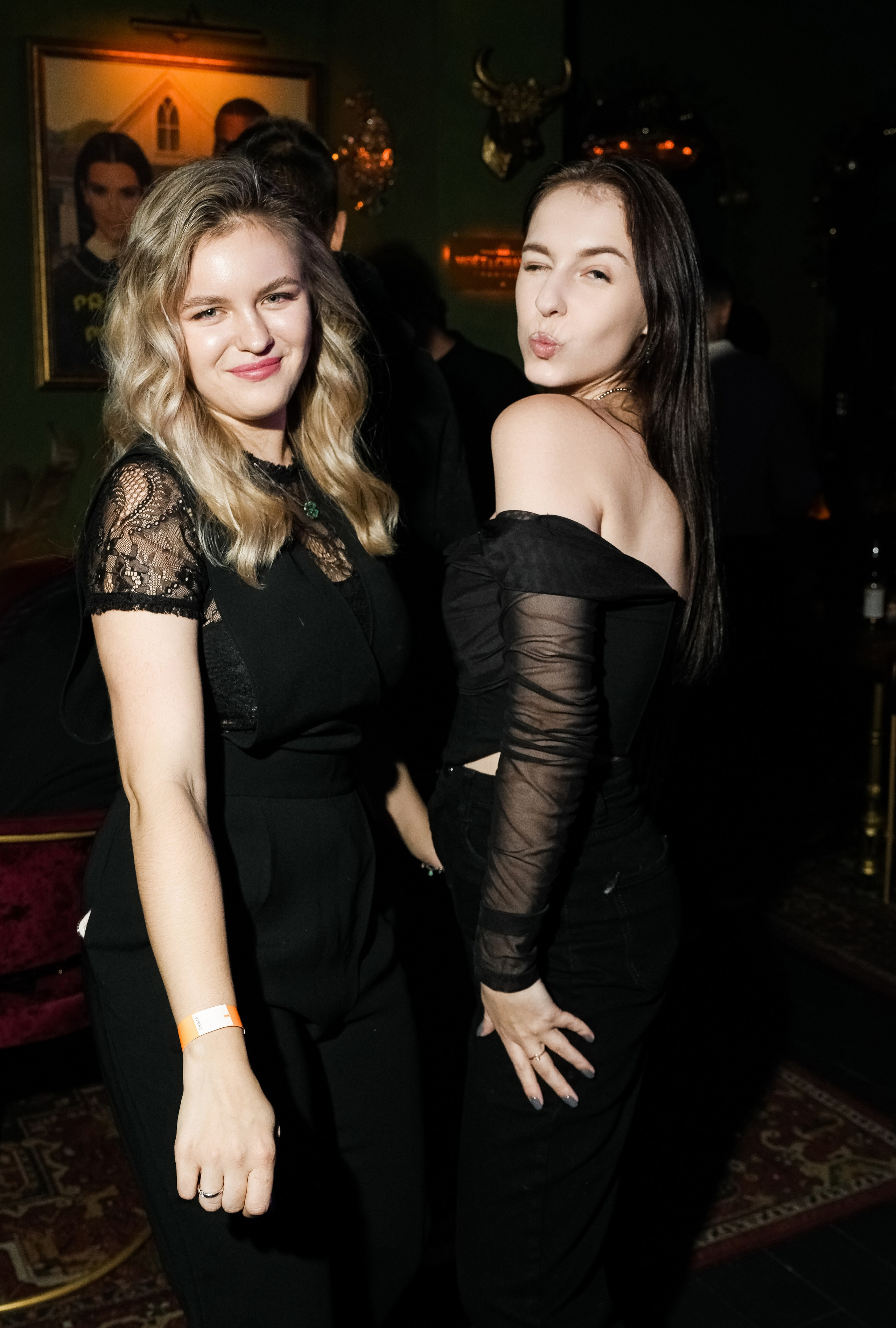 EVENT-туса в караоке. Свадебный фотограф и видеограф в Ростове-на-Дону. Максим и Наталья Лебедевы