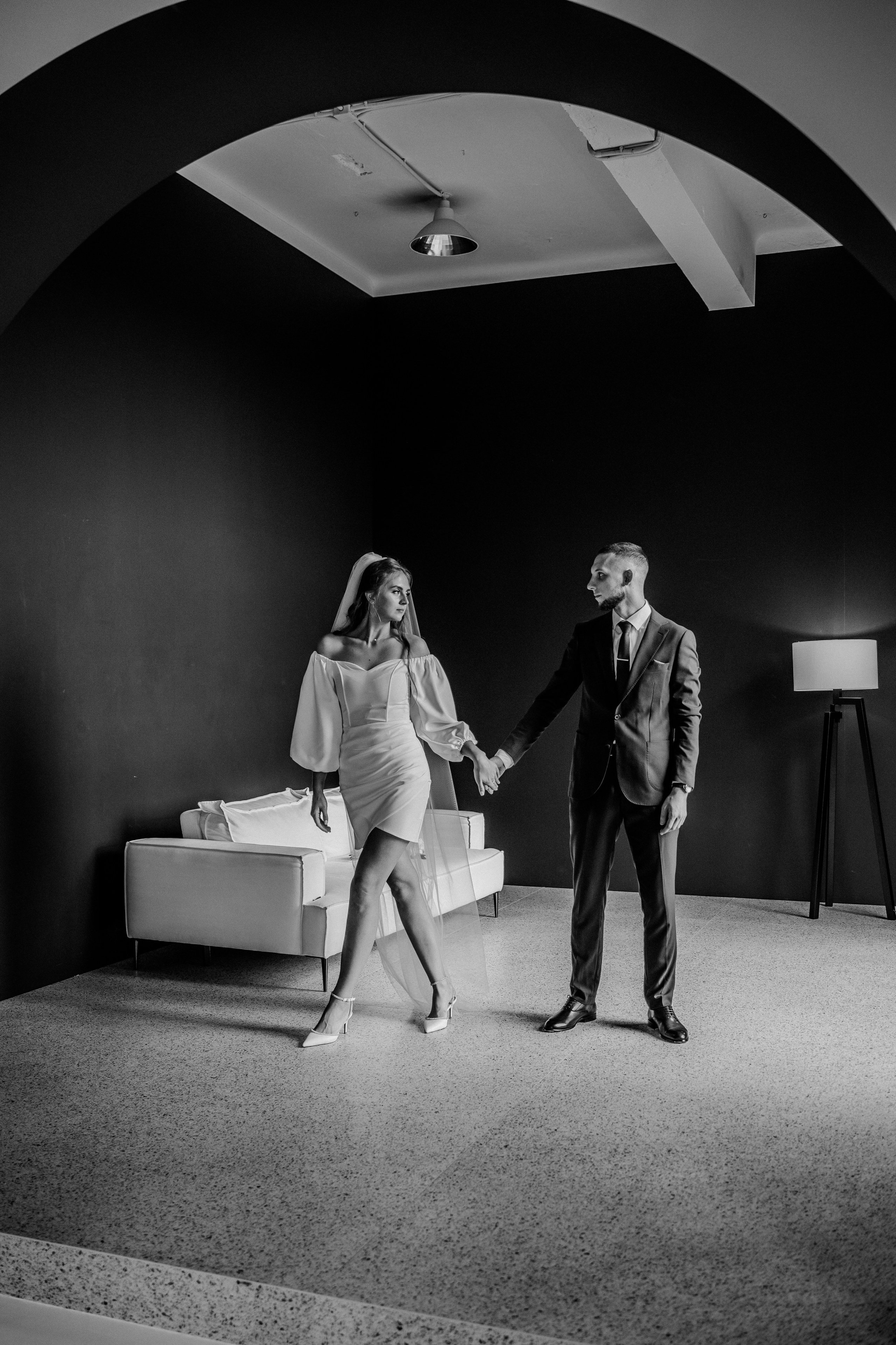 Свадебная прогулка. Эвелина и Дмитрий. Свадебная фотография. Арина Рубах