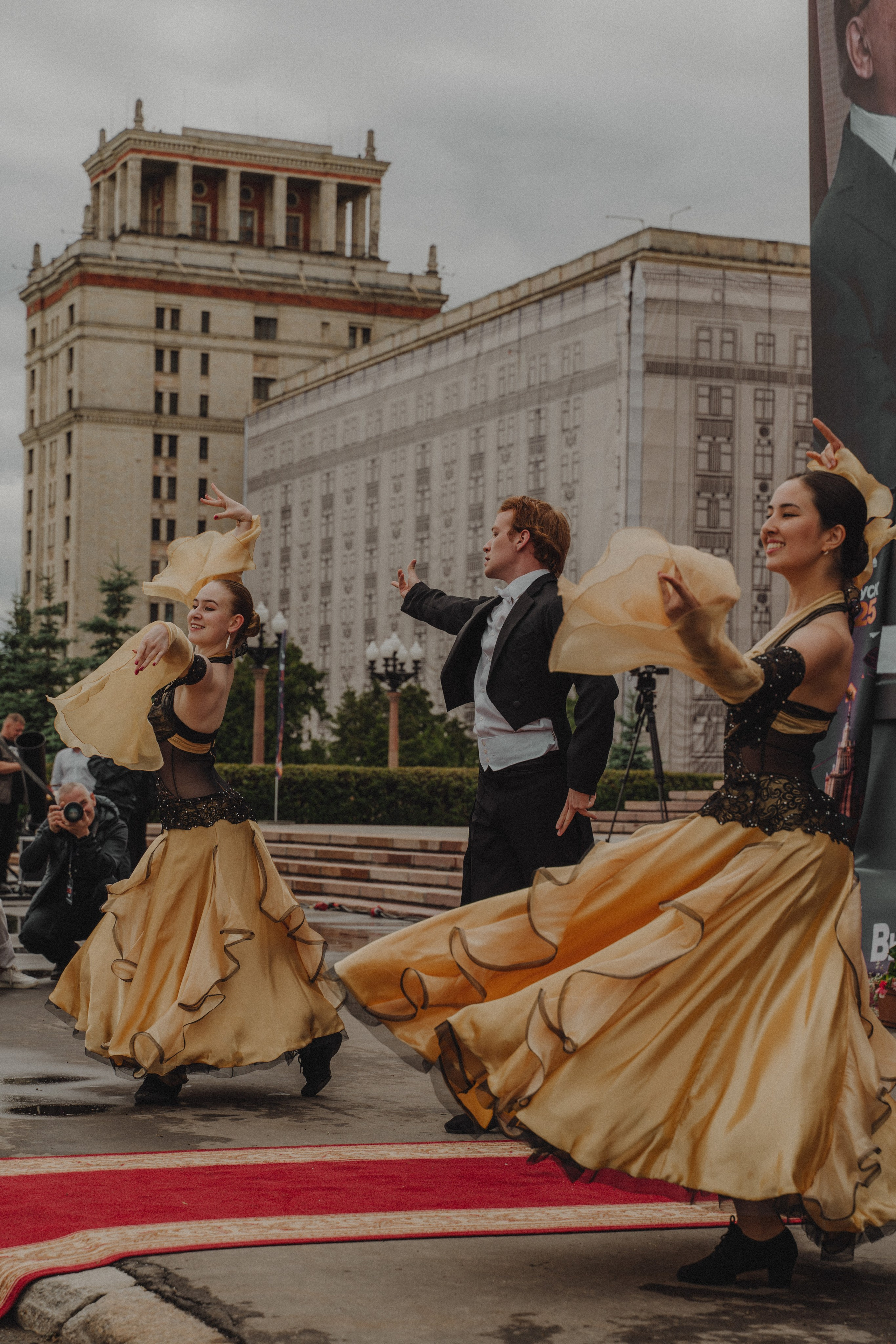Выпускной МГУ. Портретный фотограф в Москве Эмиль Халиков