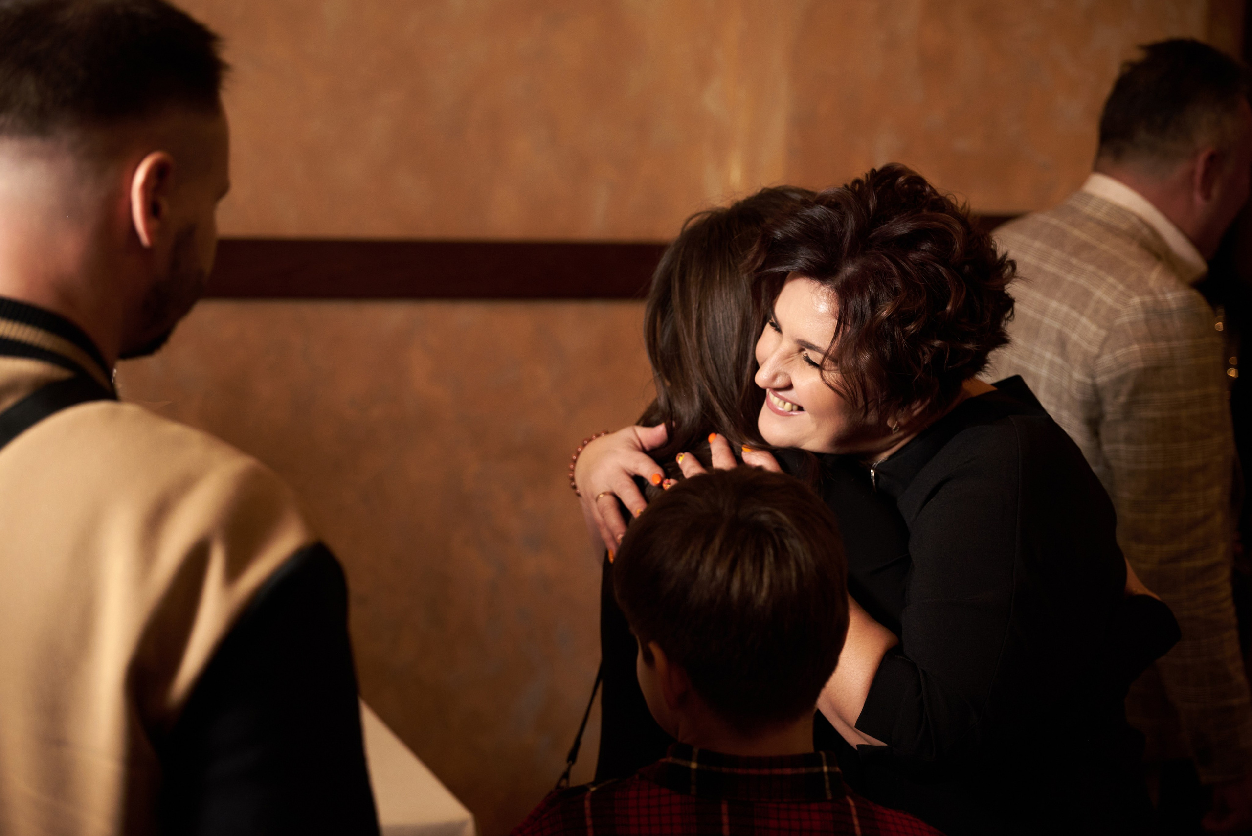 Фотограф Старый Оскол, Губкин. Профессиональный фотограф Старый Оскол, Губкин — свадьба, венчание, крещение, юбилей и день рождения