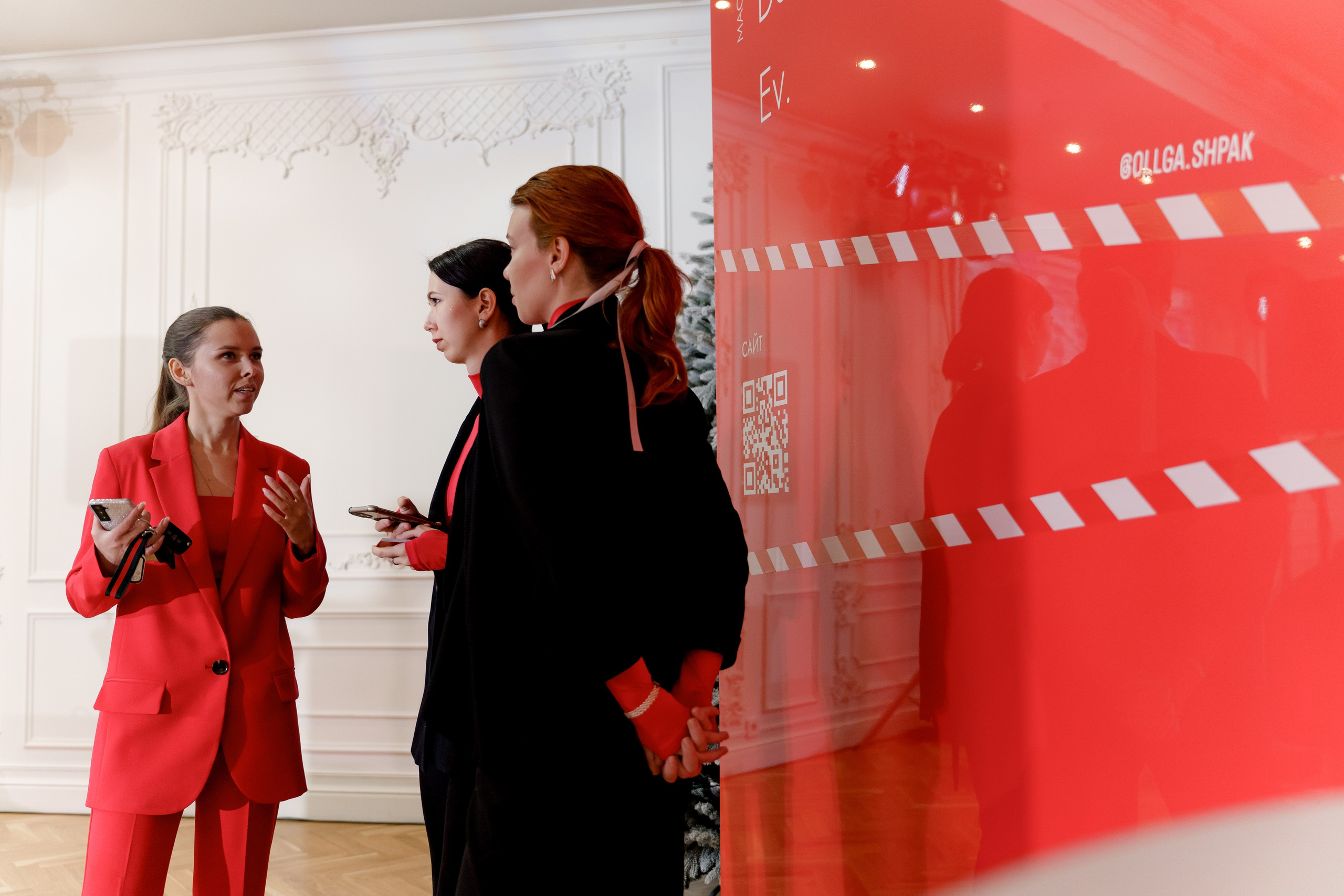 Выставка свадебных специалистов «Свадьба на 1000%». Свадебный фотограф в Санкт-Петербурге