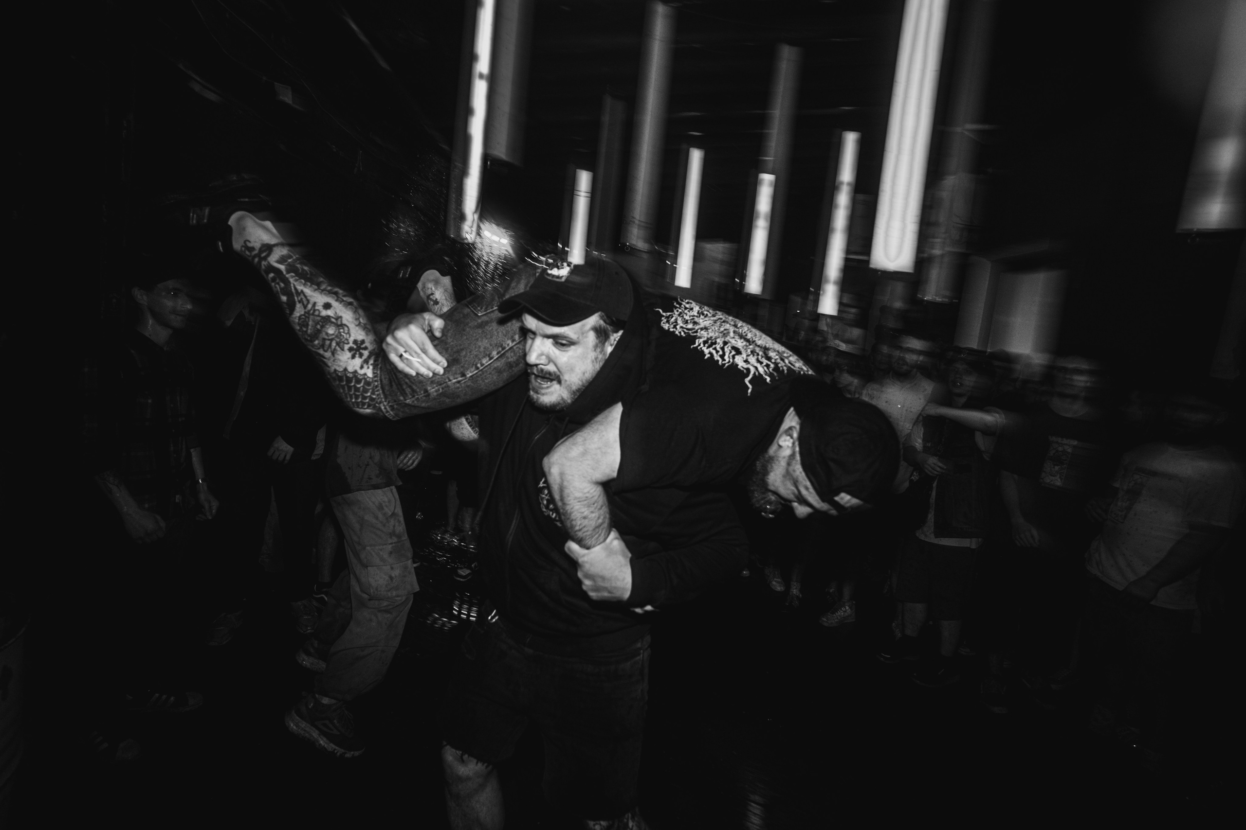 /brainrot/, ://Sign_off, PARTYBREAKER, WLVS 13.06.2026 в Смене. Репортажный фотограф в Москве Legiodot