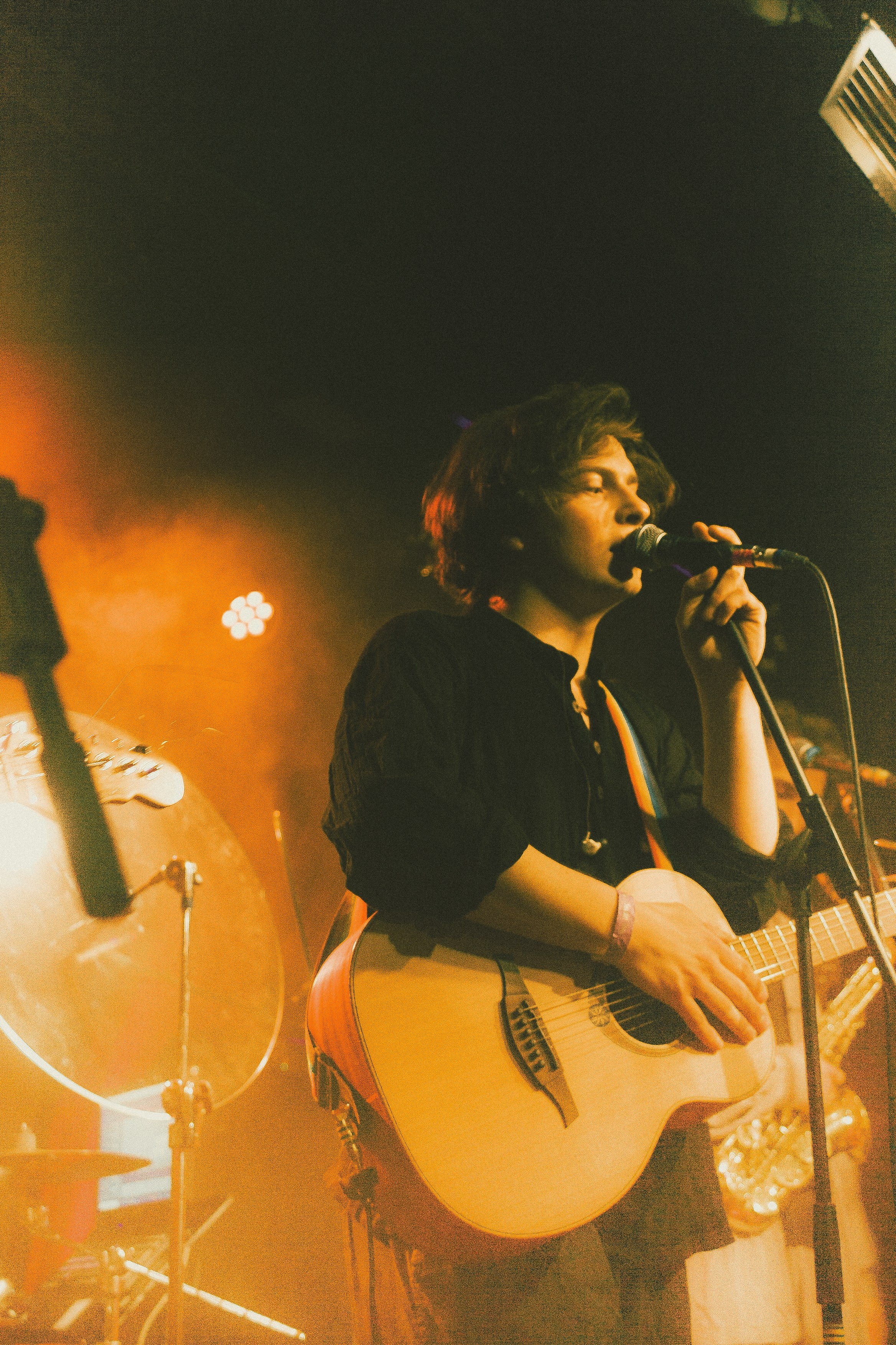 Концерт «Бонд с Кнопкой» 16тонн. Портретный и художественный фотограф в Москве